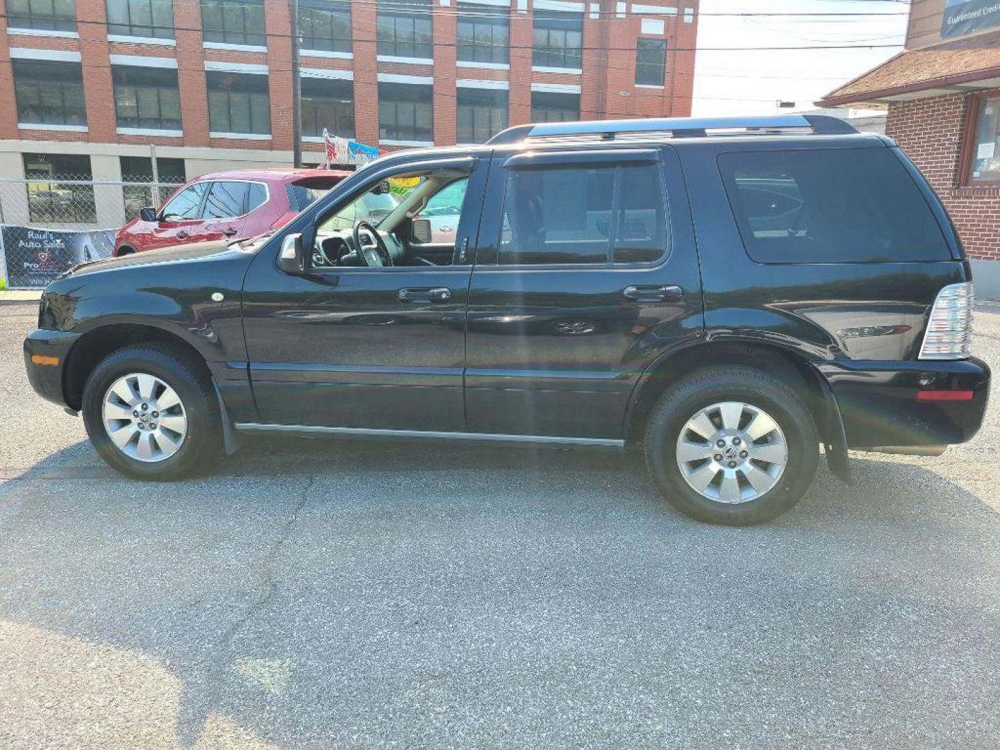 2006 BLACK MERCURY MOUNTAINEER PREMIER (4M2EU48806U) with an 4.6L engine, Automatic transmission, located at 117 North Cameron Street, Harrisburg, PA, 17101, (717) 963-8962, 40.267021, -76.875351 - WE FINANCE!!! Good Credit/ Bad Credit/ No Credit - ALL Trade-Ins Welcomed!!! ***Guaranteed Credit Approval*** APPLY ONLINE or CALL us TODAY ;) Internet Prices and Marketplace Prices are SPECIAL discounted ***CASH DEALS*** Retail Prices are higher. Please call us to discuss your cash and finan - Photo#1