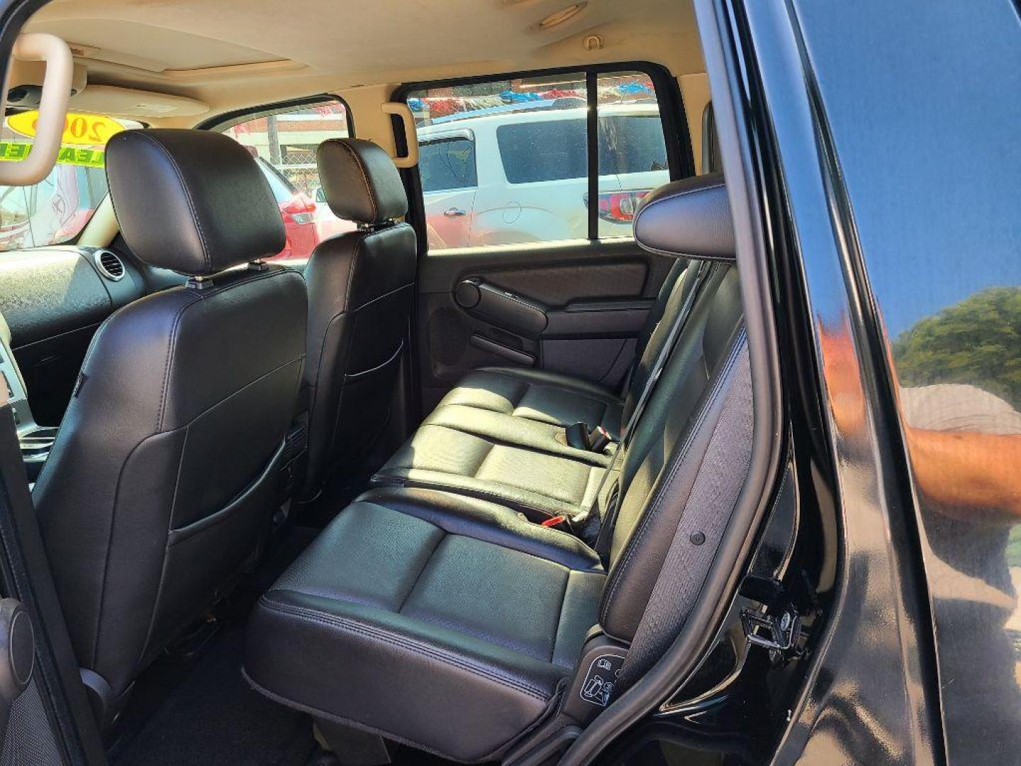 2006 BLACK MERCURY MOUNTAINEER PREMIER (4M2EU48806U) with an 4.6L engine, Automatic transmission, located at 117 North Cameron Street, Harrisburg, PA, 17101, (717) 963-8962, 40.267021, -76.875351 - WE FINANCE!!! Good Credit/ Bad Credit/ No Credit - ALL Trade-Ins Welcomed!!! ***Guaranteed Credit Approval*** APPLY ONLINE or CALL us TODAY ;) Internet Prices and Marketplace Prices are SPECIAL discounted ***CASH DEALS*** Retail Prices are higher. Please call us to discuss your cash and finan - Photo#14