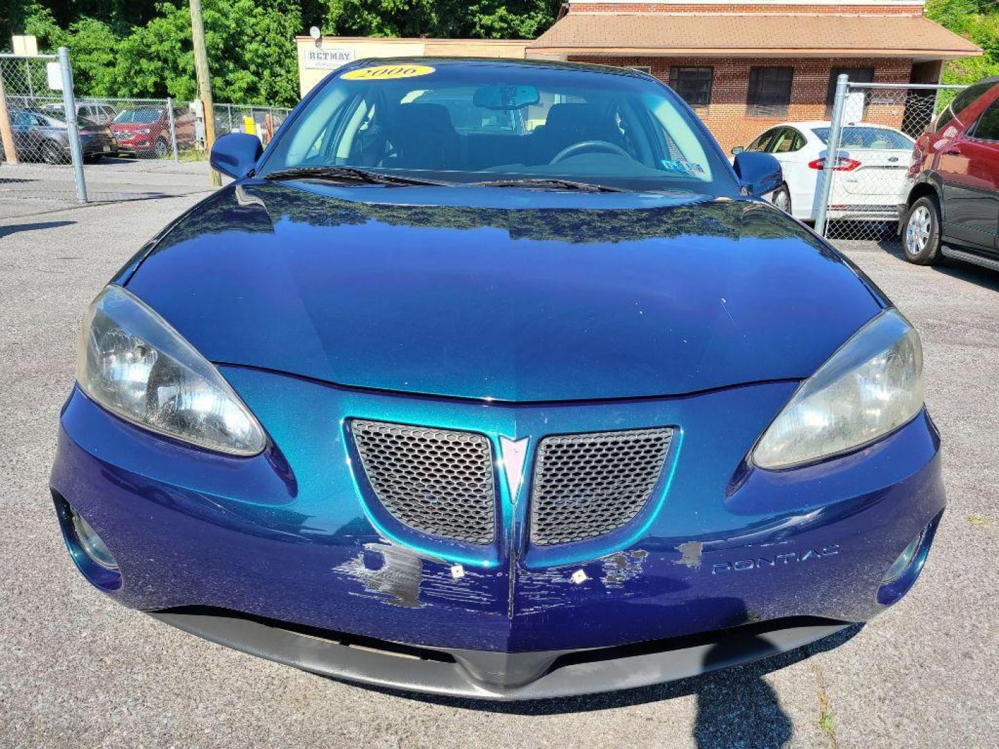2006 GREEN PONTIAC GRAND PRIX BASE (2G2WP552561) with an 3.8L engine, Automatic transmission, located at 117 North Cameron Street, Harrisburg, PA, 17101, (717) 963-8962, 40.267021, -76.875351 - Photo#7