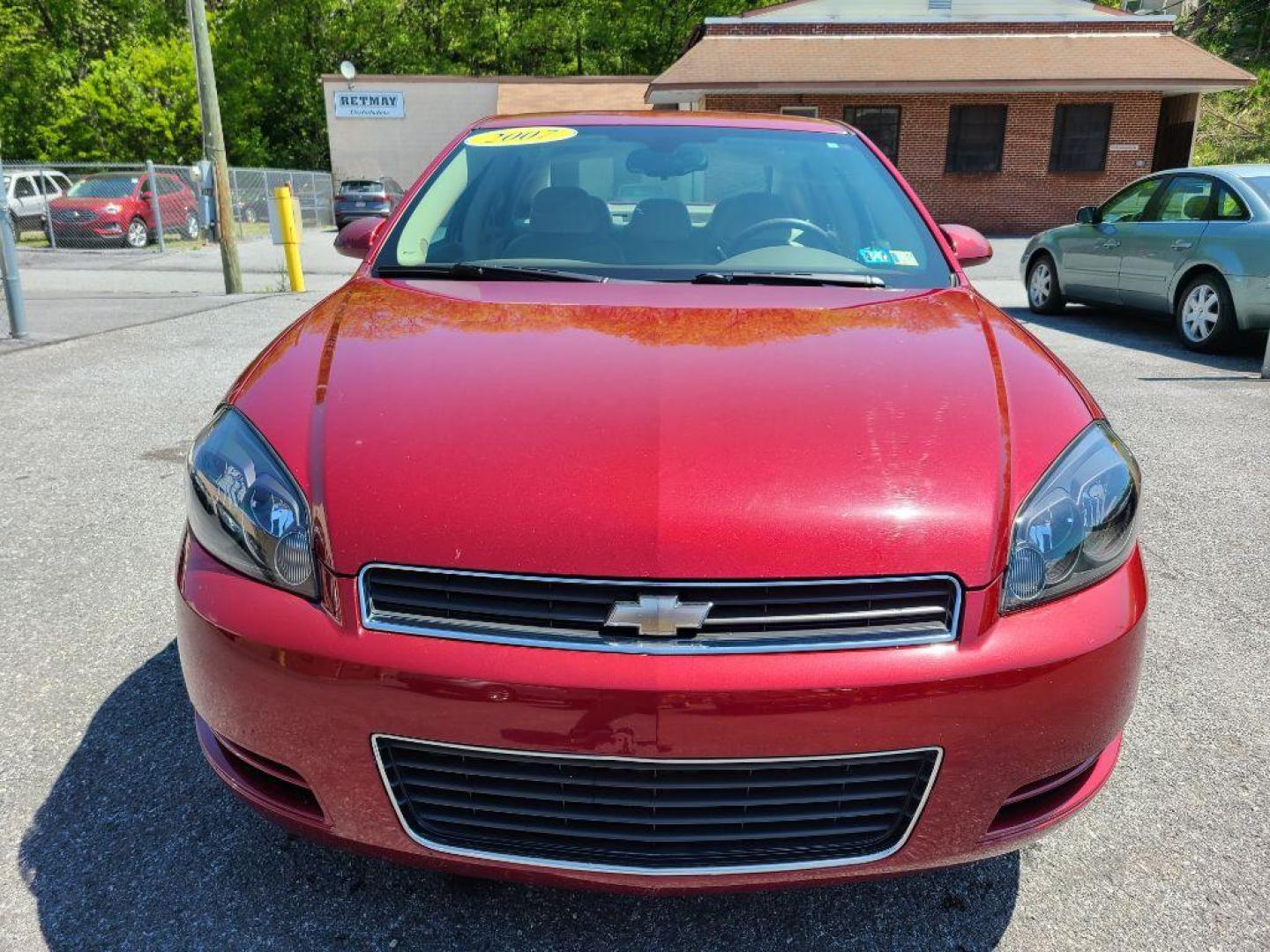 2007 RED CHEVROLET IMPALA LT (2G1WT58K379) with an 3.5L engine, Automatic transmission, located at 117 North Cameron Street, Harrisburg, PA, 17101, (717) 963-8962, 40.267021, -76.875351 - WE FINANCE!!! Good Credit/ Bad Credit/ No Credit - ALL Trade-Ins Welcomed!!! ***Guaranteed Credit Approval*** APPLY ONLINE or CALL us TODAY ;) Internet Prices and Marketplace Prices are SPECIAL discounted ***CASH DEALS*** Retail Prices are higher. Please call us to discuss your cash and finan - Photo#7