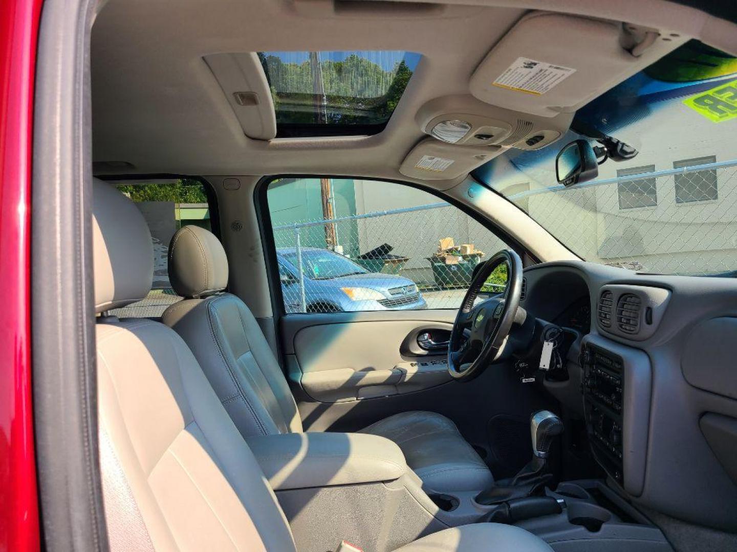 2007 RED CHEVROLET TRAILBLAZER LS (1GNDT13S872) with an 4.2L engine, Automatic transmission, located at 117 North Cameron Street, Harrisburg, PA, 17101, (717) 963-8962, 40.267021, -76.875351 - Photo#8