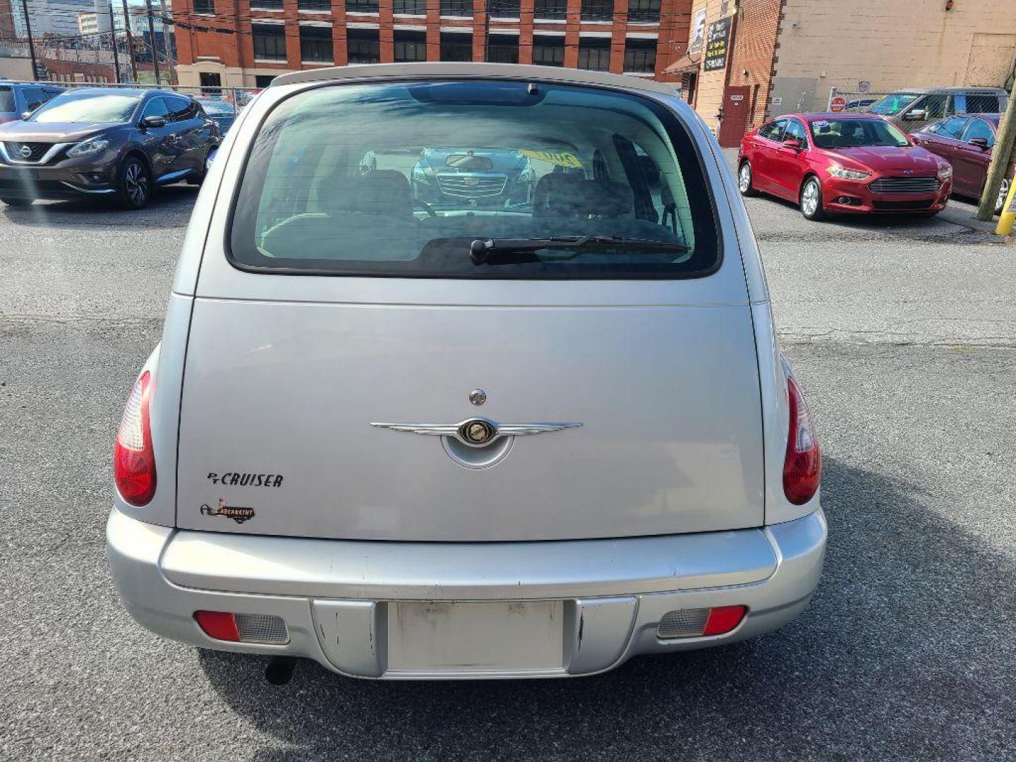 2007 SILVER CHRYSLER PT CRUISER WAGON (3A4FY48B77T) with an 2.4L engine, Automatic transmission, located at 117 North Cameron Street, Harrisburg, PA, 17101, (717) 963-8962, 40.267021, -76.875351 - WE FINANCE!!! Good Credit/ Bad Credit/ No Credit - ALL Trade-Ins Welcomed!!! ***Guaranteed Credit Approval*** APPLY ONLINE or CALL us TODAY ;) Please call us to discuss your cash and financing options. - Photo#3
