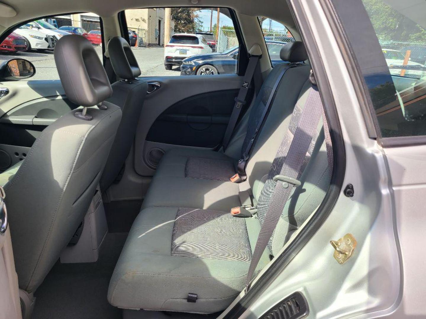 2007 SILVER CHRYSLER PT CRUISER WAGON (3A4FY48B77T) with an 2.4L engine, Automatic transmission, located at 117 North Cameron Street, Harrisburg, PA, 17101, (717) 963-8962, 40.267021, -76.875351 - WE FINANCE!!! Good Credit/ Bad Credit/ No Credit - ALL Trade-Ins Welcomed!!! ***Guaranteed Credit Approval*** APPLY ONLINE or CALL us TODAY ;) Please call us to discuss your cash and financing options. - Photo#12