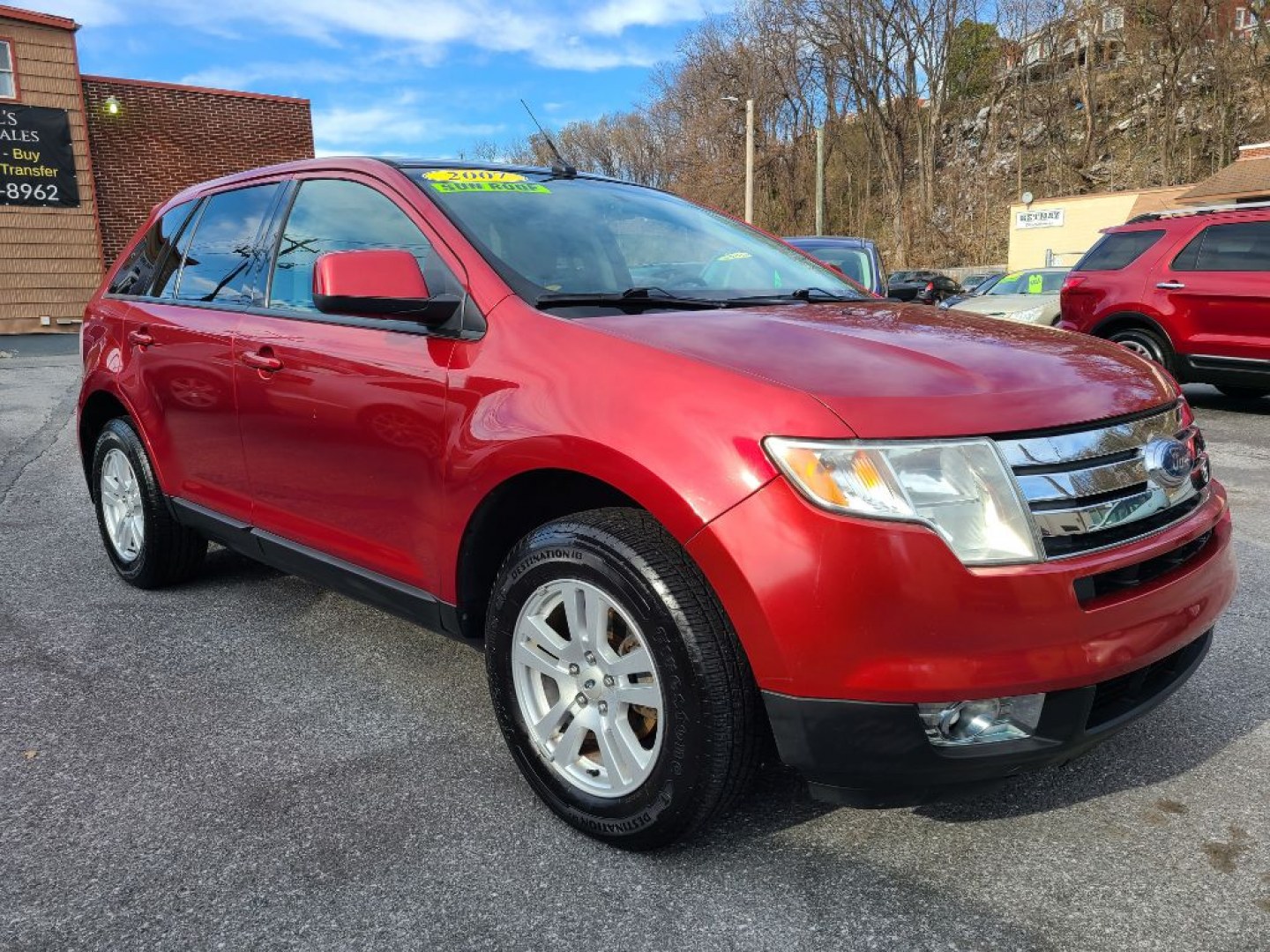 2007 RED FORD EDGE SEL (2FMDK38C77B) with an 3.5L engine, Automatic transmission, located at 117 North Cameron Street, Harrisburg, PA, 17101, (717) 963-8962, 40.267021, -76.875351 - WE FINANCE!!! Good Credit/ Challenged Credit/ No Credit - ALL Trade-Ins Welcomed!!! APPLY ONLINE or CALL us TODAY ;) Please call us to discuss your cash and/or financing options.- Photo#6