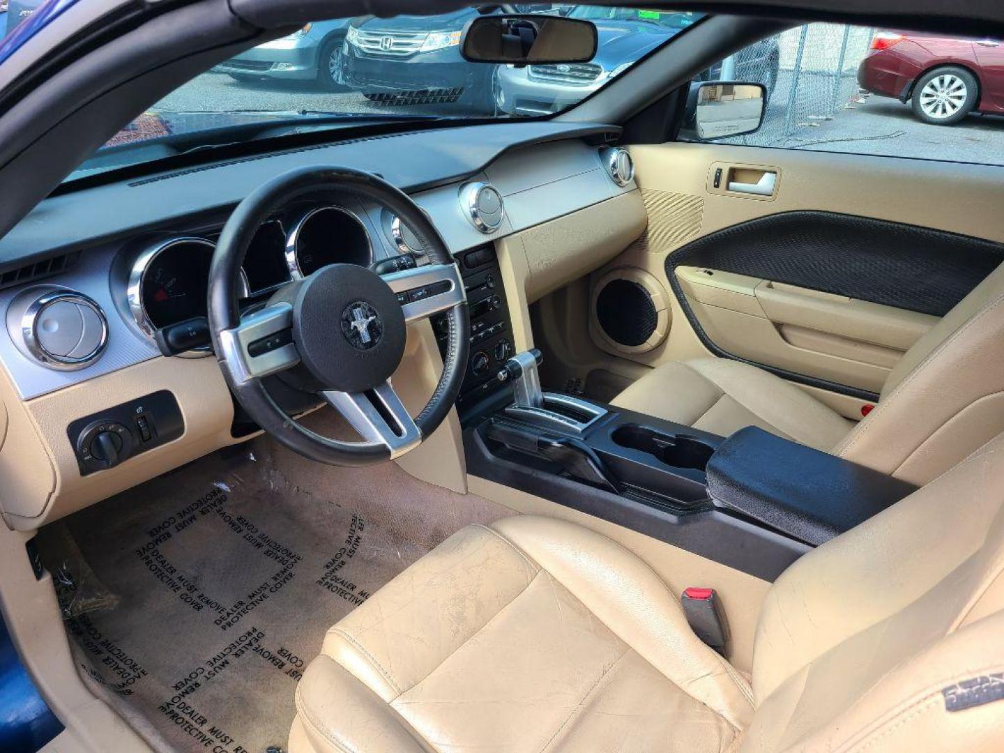 2007 BLUE FORD MUSTANG BASE (1ZVHT84N475) with an 4.0L engine, Automatic transmission, located at 117 North Cameron Street, Harrisburg, PA, 17101, (717) 963-8962, 40.267021, -76.875351 - WE FINANCE!!! Good Credit/ Bad Credit/ No Credit - ALL Trade-Ins Welcomed!!! ***Guaranteed Credit Approval*** APPLY ONLINE or CALL us TODAY ;) Internet Prices and Marketplace Prices are SPECIAL discounted ***CASH DEALS*** Retail Prices are higher. Please call us to discuss your cash and finan - Photo#12