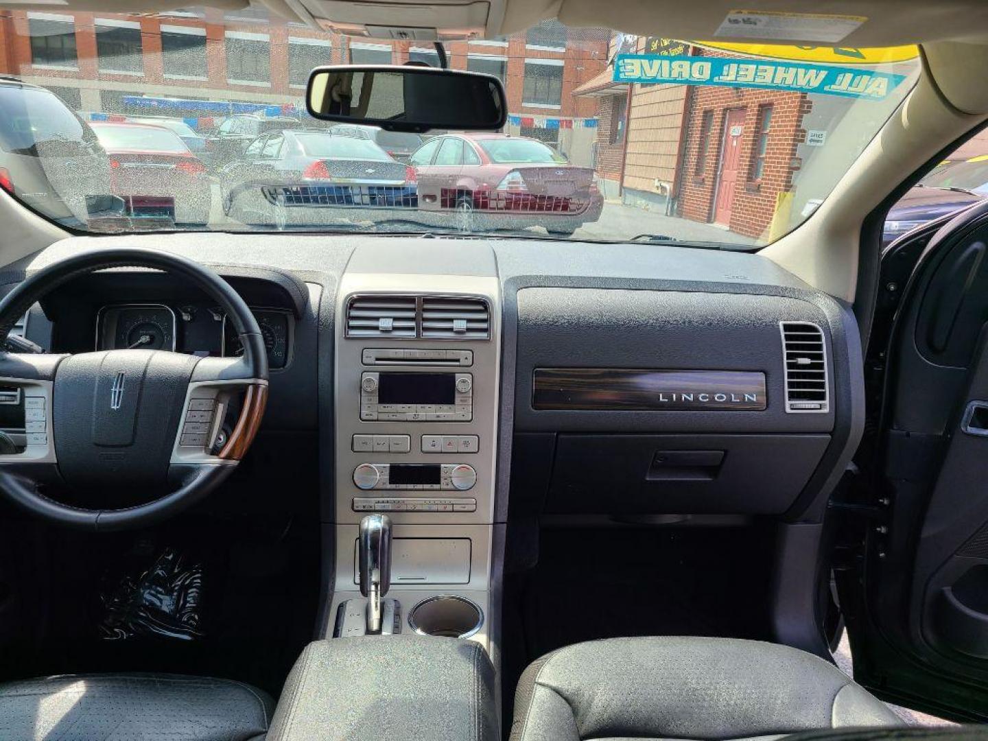 2007 GREY LINCOLN MKX AWD (2LMDU88C17B) with an 3.5L engine, Automatic transmission, located at 117 North Cameron Street, Harrisburg, PA, 17101, (717) 963-8962, 40.267021, -76.875351 - WE FINANCE!!! Good Credit/ Bad Credit/ No Credit - ALL Trade-Ins Welcomed!!! ***Guaranteed Credit Approval*** APPLY ONLINE or CALL us TODAY ;) Internet Prices and Marketplace Prices are SPECIAL discounted ***CASH DEALS*** Retail Prices are higher. Please call us to discuss your cash and finan - Photo#8