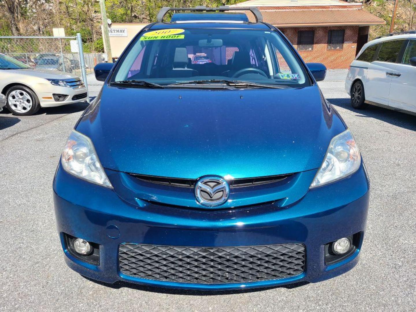 2007 BLUE MAZDA 5 TOURING (JM1CR29L070) with an 2.3L engine, Automatic transmission, located at 117 North Cameron Street, Harrisburg, PA, 17101, (717) 963-8962, 40.267021, -76.875351 - WE FINANCE!!! Good Credit/ Bad Credit/ No Credit - ALL Trade-Ins Welcomed!!! ***Guaranteed Credit Approval*** APPLY ONLINE or CALL us TODAY ;) Internet Prices and Marketplace Prices are SPECIAL discounted ***CASH DEALS*** Retail Prices are higher. Please call us to discuss your cash and finan - Photo#7