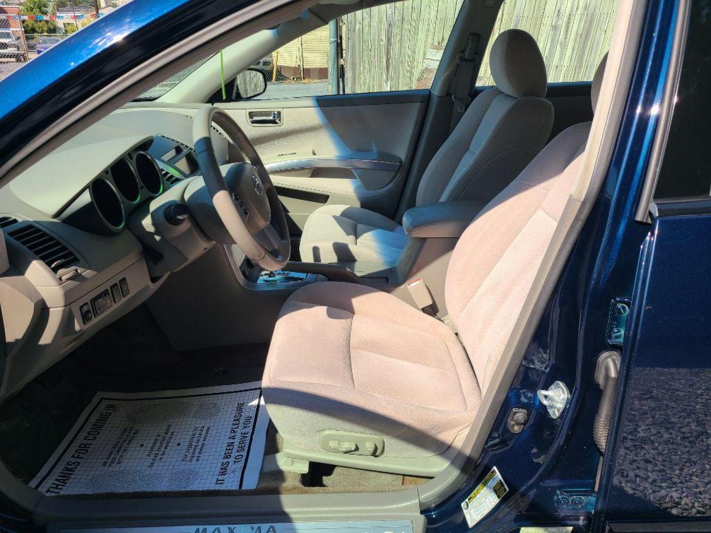 2007 BLUE NISSAN MAXIMA SE (1N4BA41E07C) with an 3.5L engine, Continuously Variable transmission, located at 117 North Cameron Street, Harrisburg, PA, 17101, (717) 963-8962, 40.267021, -76.875351 - WE FINANCE!!! Good Credit/ Bad Credit/ No Credit - ALL Trade-Ins Welcomed!!! ***Guaranteed Credit Approval*** APPLY ONLINE or CALL us TODAY ;) Internet Prices and Marketplace Prices are SPECIAL discounted ***CASH DEALS*** Retail Prices are higher. Please call us to discuss your cash and finan - Photo#14