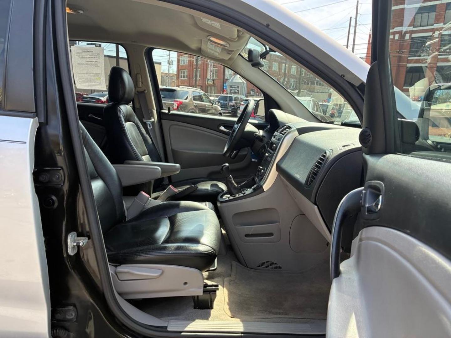 2007 SILVER SATURN VUE VUE I4 (5GZCZ23D37S) with an 2.2L engine, Automatic transmission, located at 117 North Cameron Street, Harrisburg, PA, 17101, (717) 963-8962, 40.267021, -76.875351 - WE FINANCE!!! Good Credit/ Challenged Credit/ No Credit - ALL Trade-Ins Welcomed!!! APPLY ONLINE or CALL us TODAY ;) Please call us to discuss your cash and/or financing options. - Photo#8
