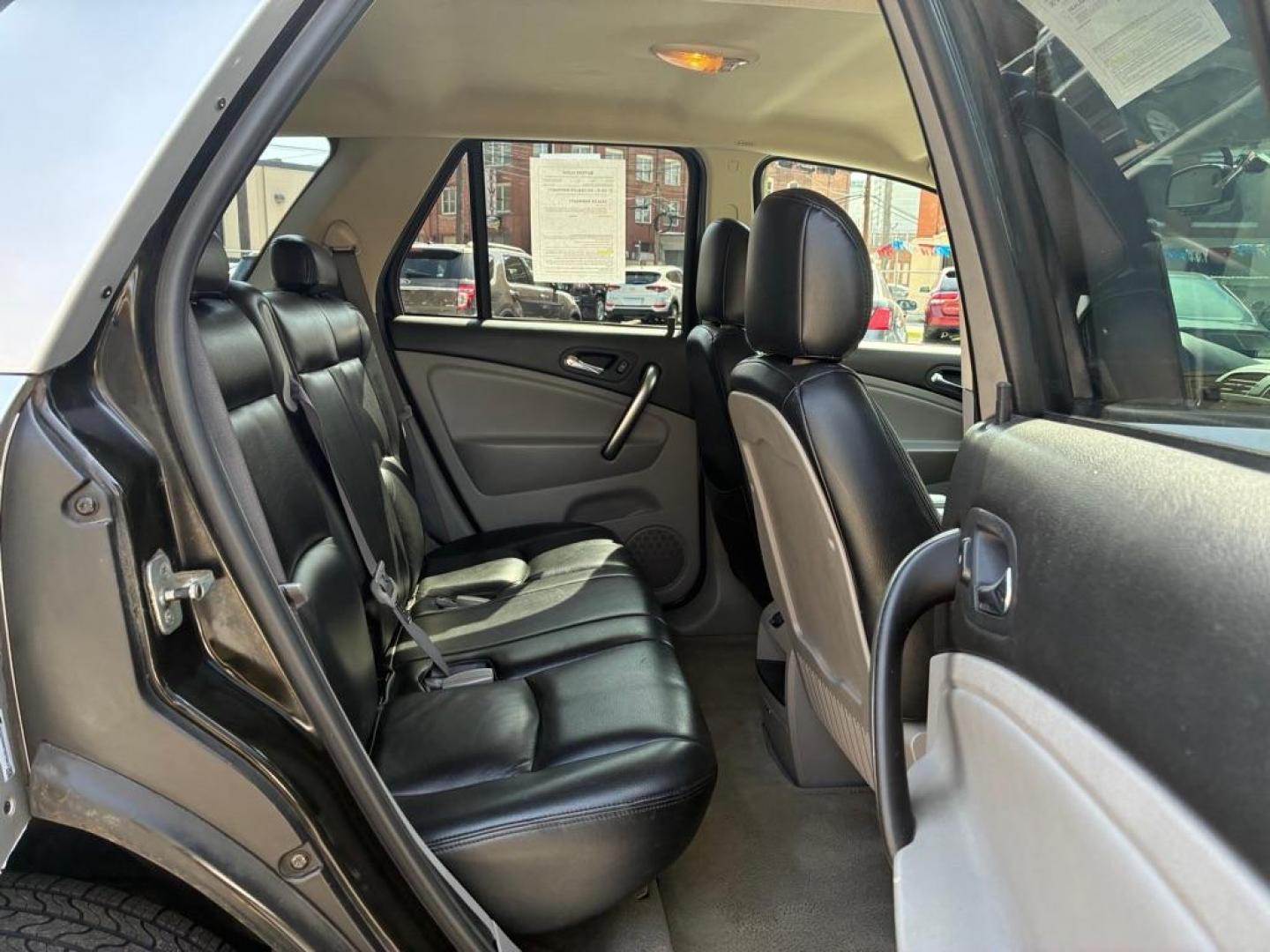 2007 SILVER SATURN VUE VUE I4 (5GZCZ23D37S) with an 2.2L engine, Automatic transmission, located at 117 North Cameron Street, Harrisburg, PA, 17101, (717) 963-8962, 40.267021, -76.875351 - WE FINANCE!!! Good Credit/ Challenged Credit/ No Credit - ALL Trade-Ins Welcomed!!! APPLY ONLINE or CALL us TODAY ;) Please call us to discuss your cash and/or financing options. - Photo#9