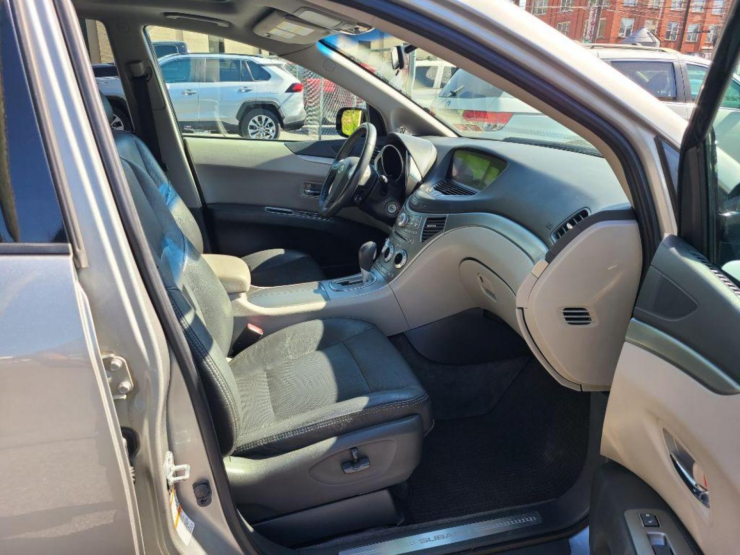 2007 SILVER SUBARU B9 TRIBECA 3.0 H6 (4S4WX82D374) with an 3.0L engine, Automatic transmission, located at 117 North Cameron Street, Harrisburg, PA, 17101, (717) 963-8962, 40.267021, -76.875351 - WE FINANCE!!! Good Credit/ Bad Credit/ No Credit - ALL Trade-Ins Welcomed!!! ***Guaranteed Credit Approval*** APPLY ONLINE or CALL us TODAY ;) Internet Prices and Marketplace Prices are SPECIAL discounted ***CASH DEALS*** Retail Prices are higher. Please call us to discuss your cash and finan - Photo#8