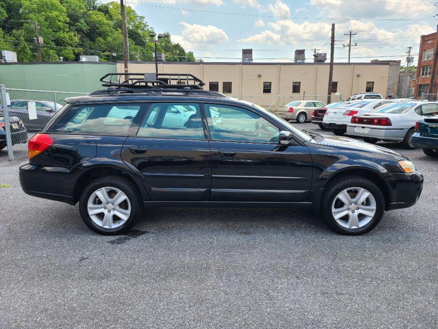 2007 BLACK SUBARU LEGACY OUTBACK (4S4BP63C676) with an 2.5L engine, 5-Speed Manual transmission, located at 117 North Cameron Street, Harrisburg, PA, 17101, (717) 963-8962, 40.267021, -76.875351 - Photo#5