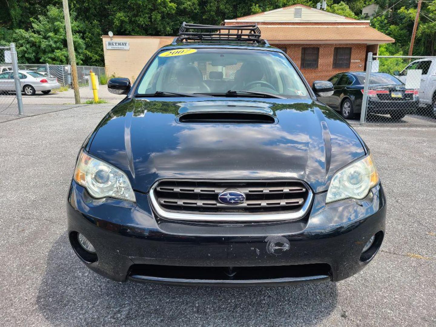 2007 BLACK SUBARU LEGACY OUTBACK (4S4BP63C676) with an 2.5L engine, 5-Speed Manual transmission, located at 117 North Cameron Street, Harrisburg, PA, 17101, (717) 963-8962, 40.267021, -76.875351 - Photo#7