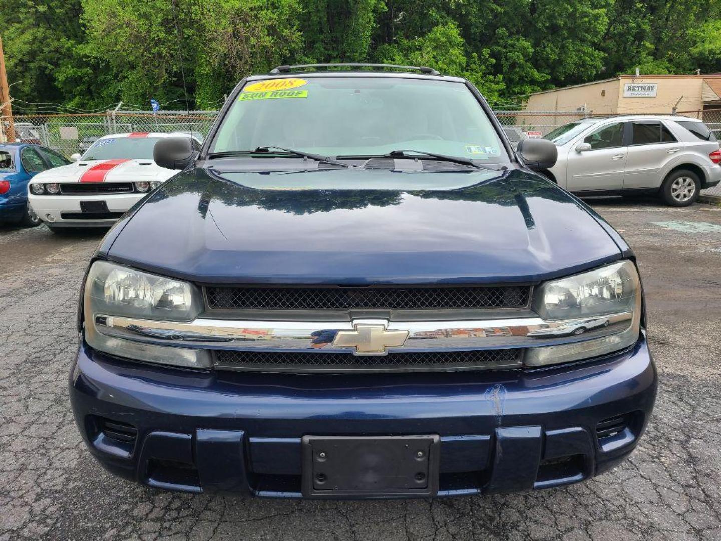2008 BLUE CHEVROLET TRAILBLAZER LS (1GNDT13S782) with an 4.2L engine, Automatic transmission, located at 117 North Cameron Street, Harrisburg, PA, 17101, (717) 963-8962, 40.267021, -76.875351 - WE FINANCE!!! Good Credit/ Bad Credit/ No Credit - ALL Trade-Ins Welcomed!!! ***Guaranteed Credit Approval*** APPLY ONLINE or CALL us TODAY ;) Internet Prices and Marketplace Prices are SPECIAL discounted ***CASH DEALS*** Retail Prices are higher. Please call us to discuss your cash and finan - Photo#5