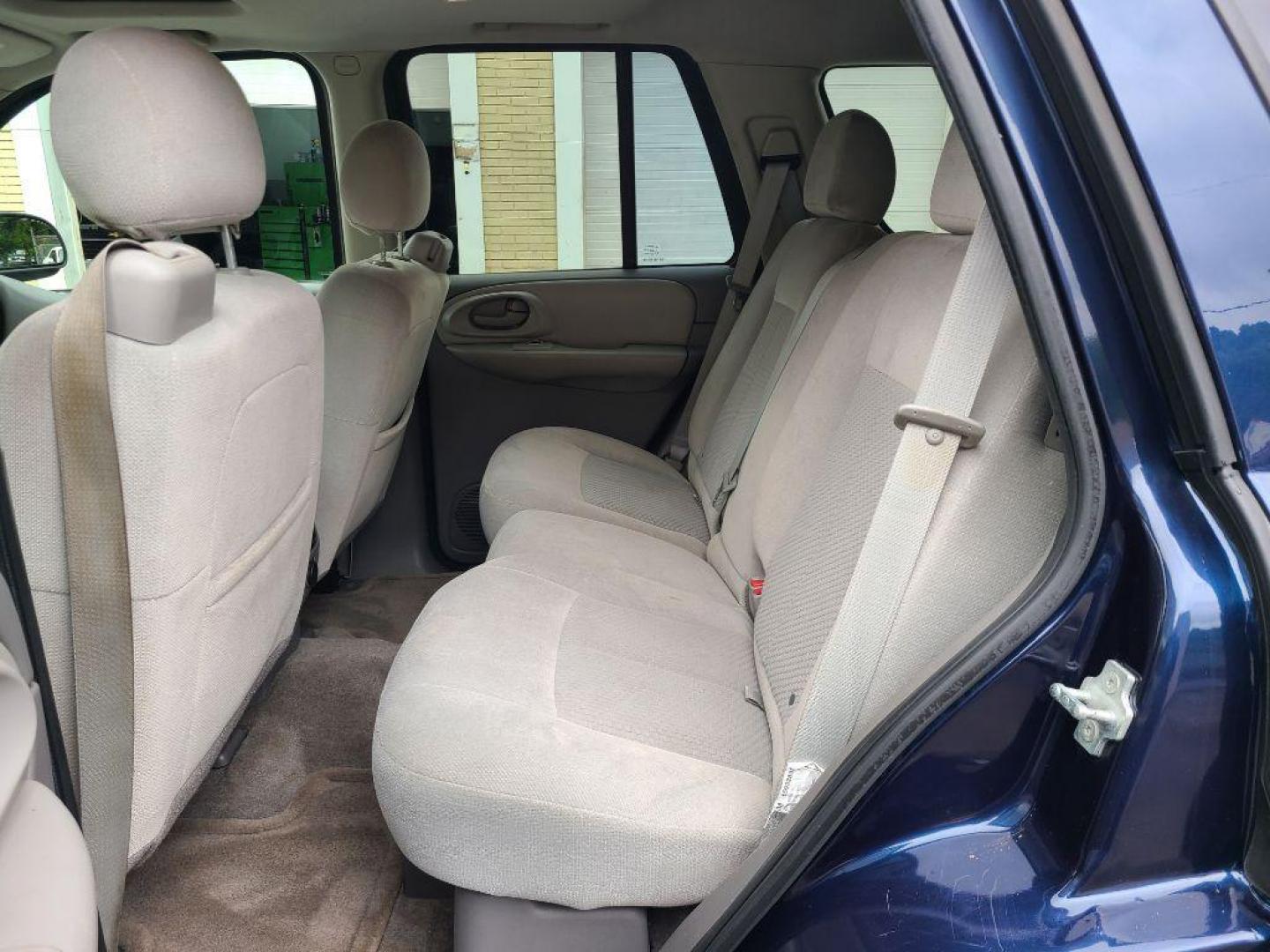 2008 BLUE CHEVROLET TRAILBLAZER LS (1GNDT13S782) with an 4.2L engine, Automatic transmission, located at 117 North Cameron Street, Harrisburg, PA, 17101, (717) 963-8962, 40.267021, -76.875351 - WE FINANCE!!! Good Credit/ Bad Credit/ No Credit - ALL Trade-Ins Welcomed!!! ***Guaranteed Credit Approval*** APPLY ONLINE or CALL us TODAY ;) Internet Prices and Marketplace Prices are SPECIAL discounted ***CASH DEALS*** Retail Prices are higher. Please call us to discuss your cash and finan - Photo#14