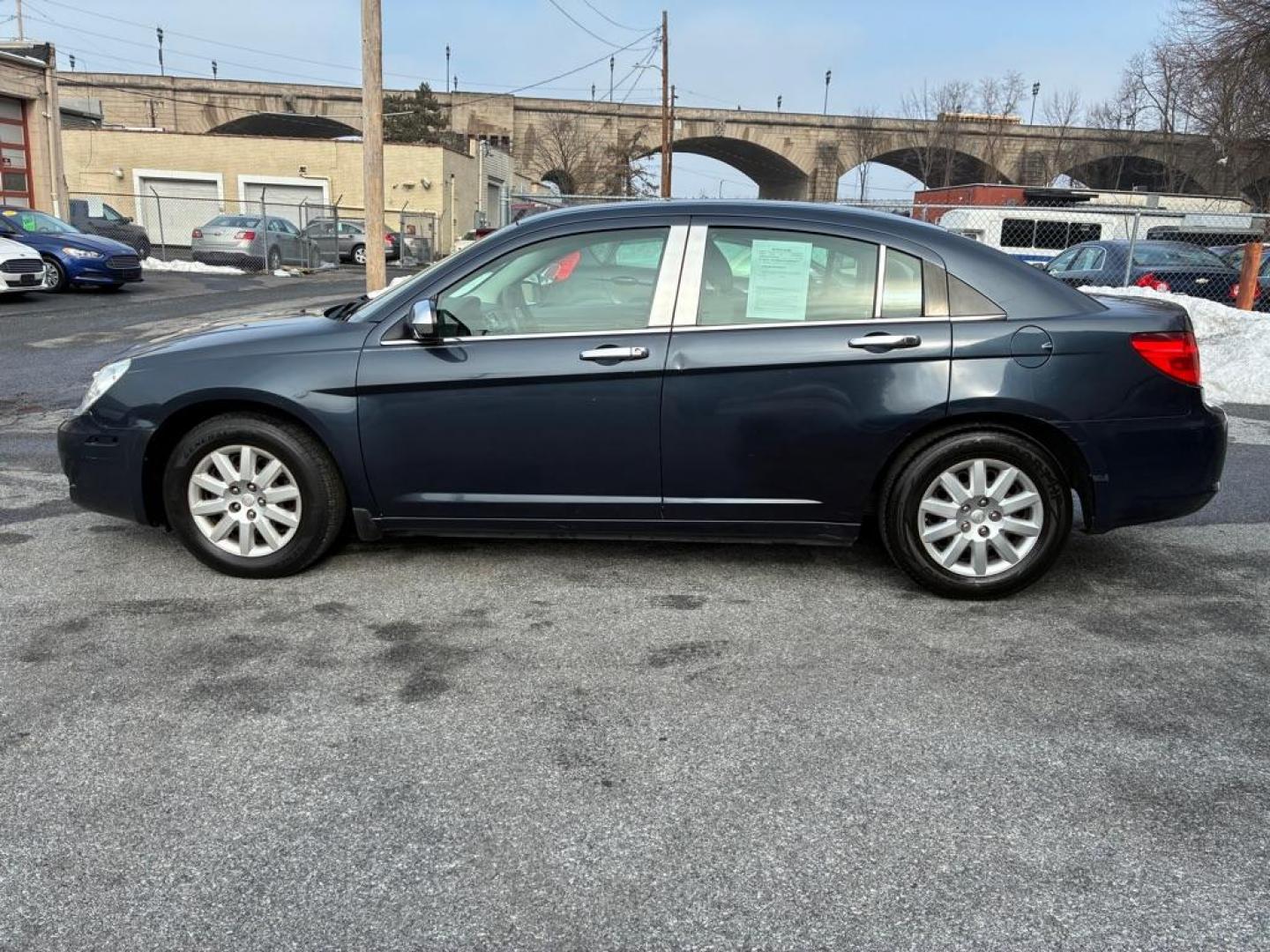 2008 BLUE CHRYSLER SEBRING LX (1C3LC46R58N) with an 2.7L engine, Automatic transmission, located at 117 North Cameron Street, Harrisburg, PA, 17101, (717) 963-8962, 40.267021, -76.875351 - WE FINANCE!!! Good Credit/ Challenged Credit/ No Credit - ALL Trade-Ins Welcomed!!! APPLY ONLINE or CALL us TODAY ;) Please call us to discuss your cash and/or financing options. - Photo#1