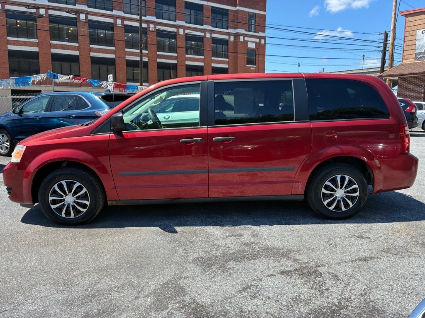 2008 RED DODGE GRAND CARAVAN SE (1D8HN44HX8B) with an 3.3L engine, Automatic transmission, located at 117 North Cameron Street, Harrisburg, PA, 17101, (717) 963-8962, 40.267021, -76.875351 - WE FINANCE!!! MOST vehicles are available for financing. Good Credit/ Challenged Credit/ No Credit - ALL Trade-Ins Welcomed!!! APPLY ONLINE or CALL us TODAY Please call us to discuss your cash and/or financing options. Thanks for checking our inventory! We're here to help.- Photo#2