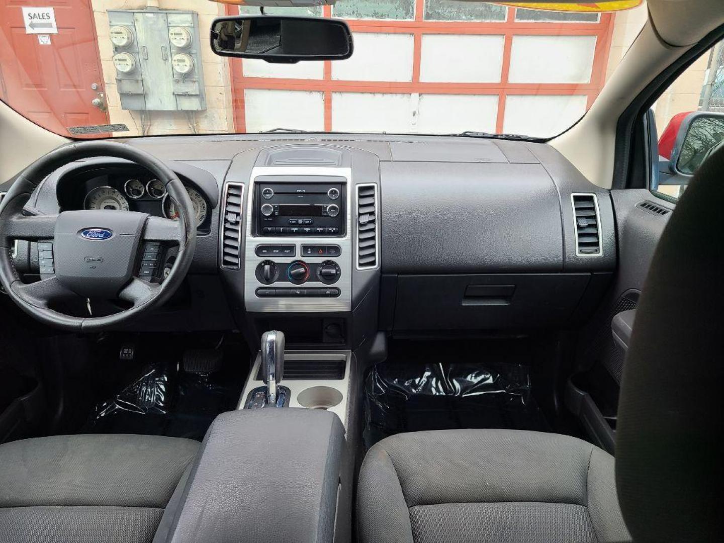 2008 RED FORD EDGE SEL (2FMDK48C08B) with an 3.5L engine, Automatic transmission, located at 117 North Cameron Street, Harrisburg, PA, 17101, (717) 963-8962, 40.267021, -76.875351 - WE FINANCE!!! Good Credit/ Bad Credit/ No Credit - ALL Trade-Ins Welcomed!!! ***Guaranteed Credit Approval*** APPLY ONLINE or CALL us TODAY ;) Internet Prices and Marketplace Prices are SPECIAL discounted ***CASH DEALS*** Retail Prices are higher. Please call us to discuss your cash and finan - Photo#11