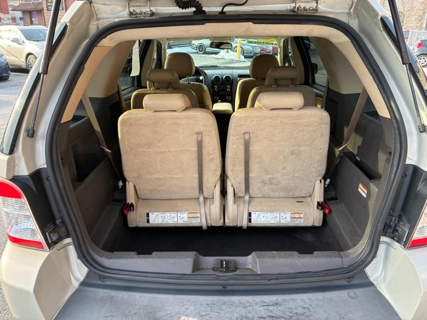 2008 GRAY FORD TAURUS X SEL (1FMDK05W38G) with an 3.5L engine, Automatic transmission, located at 117 North Cameron Street, Harrisburg, PA, 17101, (717) 963-8962, 40.267021, -76.875351 - WE FINANCE!!! Good Credit/ Challenged Credit/ No Credit - ALL Trade-Ins Welcomed!!! APPLY ONLINE or CALL us TODAY ;) Please call us to discuss your cash and/or financing options. - Photo#11