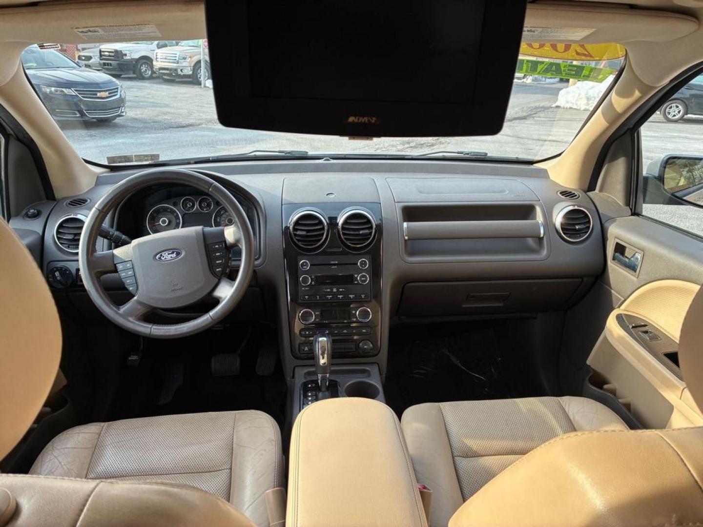 2008 GRAY FORD TAURUS X SEL (1FMDK05W38G) with an 3.5L engine, Automatic transmission, located at 117 North Cameron Street, Harrisburg, PA, 17101, (717) 963-8962, 40.267021, -76.875351 - WE FINANCE!!! Good Credit/ Challenged Credit/ No Credit - ALL Trade-Ins Welcomed!!! APPLY ONLINE or CALL us TODAY ;) Please call us to discuss your cash and/or financing options. - Photo#14