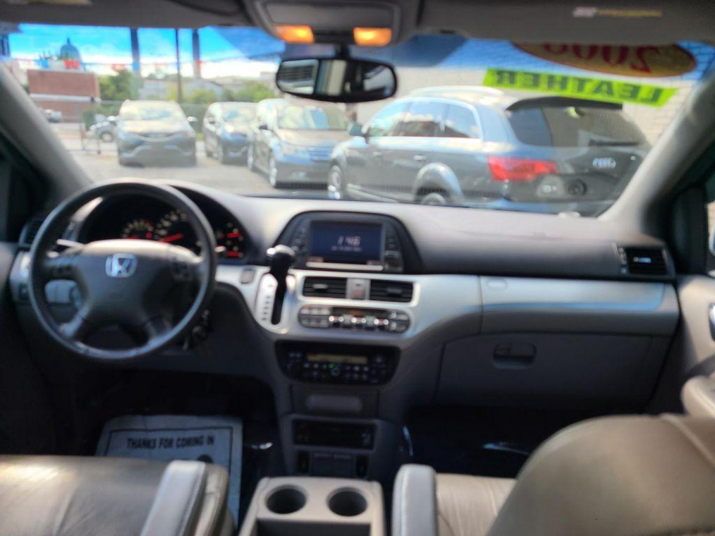 2008 BLUE HONDA ODYSSEY EXL (5FNRL38798B) with an 3.5L engine, Automatic transmission, located at 117 North Cameron Street, Harrisburg, PA, 17101, (717) 963-8962, 40.267021, -76.875351 - WE FINANCE!!! Good Credit/ Bad Credit/ No Credit - ALL Trade-Ins Welcomed!!! ***Guaranteed Credit Approval*** APPLY ONLINE or CALL us TODAY ;) Internet Prices and Marketplace Prices are SPECIAL discounted ***CASH DEALS*** Retail Prices are higher. Please call us to discuss your cash and finan - Photo#10