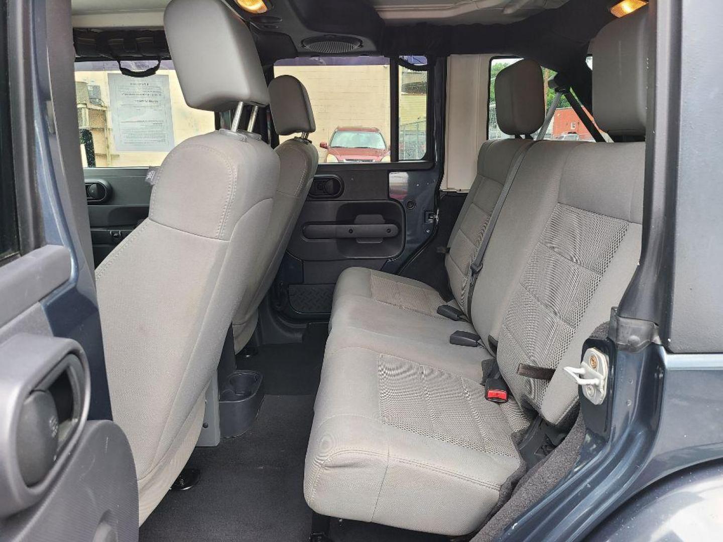 2008 BLUE JEEP WRANGLER UNLIMI SAHARA (1J4GA59118L) with an 3.8L engine, Automatic transmission, located at 117 North Cameron Street, Harrisburg, PA, 17101, (717) 963-8962, 40.267021, -76.875351 - WE FINANCE!!! Good Credit/ Bad Credit/ No Credit - ALL Trade-Ins Welcomed!!! ***Guaranteed Credit Approval*** APPLY ONLINE or CALL us TODAY ;) Internet Prices and Marketplace Prices are SPECIAL discounted ***CASH DEALS*** Retail Prices are higher. Please call us to discuss your cash and finan - Photo#10
