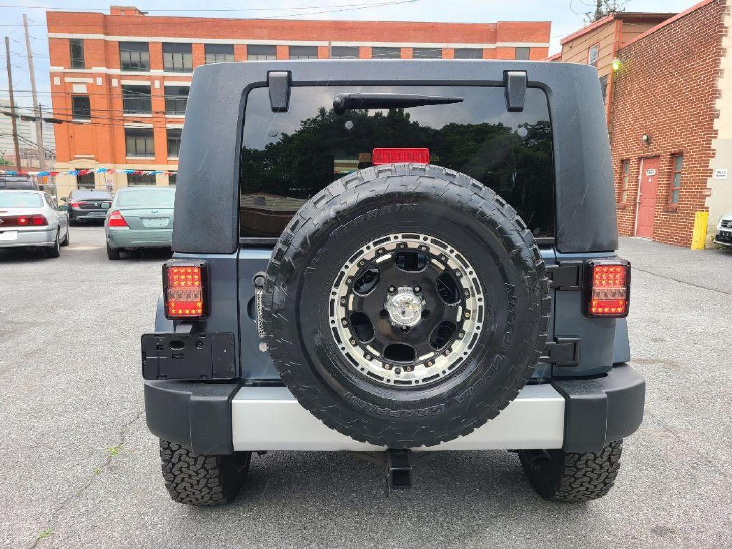 2008 BLUE JEEP WRANGLER UNLIMI SAHARA (1J4GA59118L) with an 3.8L engine, Automatic transmission, located at 117 North Cameron Street, Harrisburg, PA, 17101, (717) 963-8962, 40.267021, -76.875351 - WE FINANCE!!! Good Credit/ Bad Credit/ No Credit - ALL Trade-Ins Welcomed!!! ***Guaranteed Credit Approval*** APPLY ONLINE or CALL us TODAY ;) Internet Prices and Marketplace Prices are SPECIAL discounted ***CASH DEALS*** Retail Prices are higher. Please call us to discuss your cash and finan - Photo#3