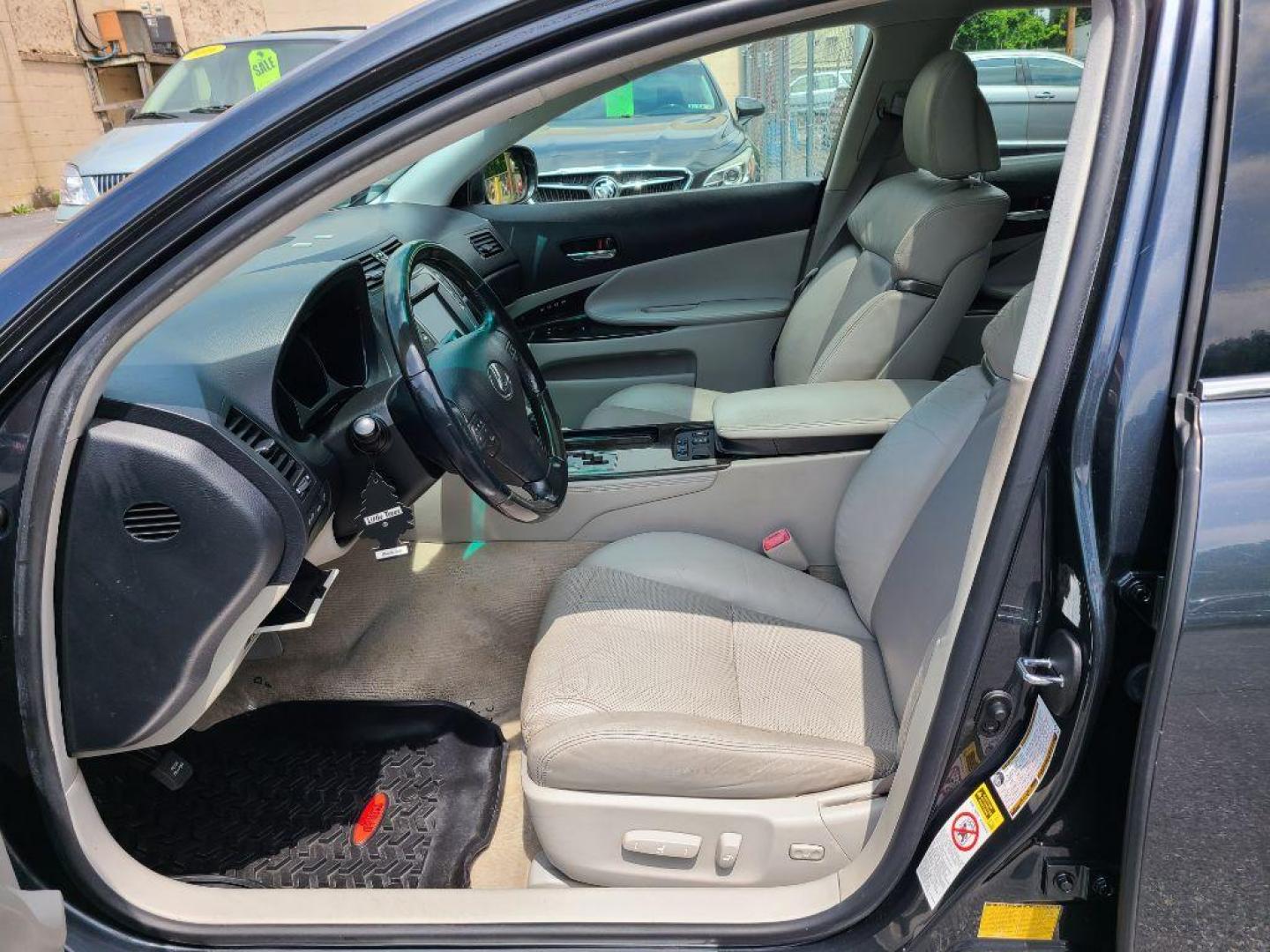 2008 GRAY LEXUS GS 350 (JTHCE96S880) with an 3.5L engine, Automatic transmission, located at 117 North Cameron Street, Harrisburg, PA, 17101, (717) 963-8962, 40.267021, -76.875351 - Photo#13