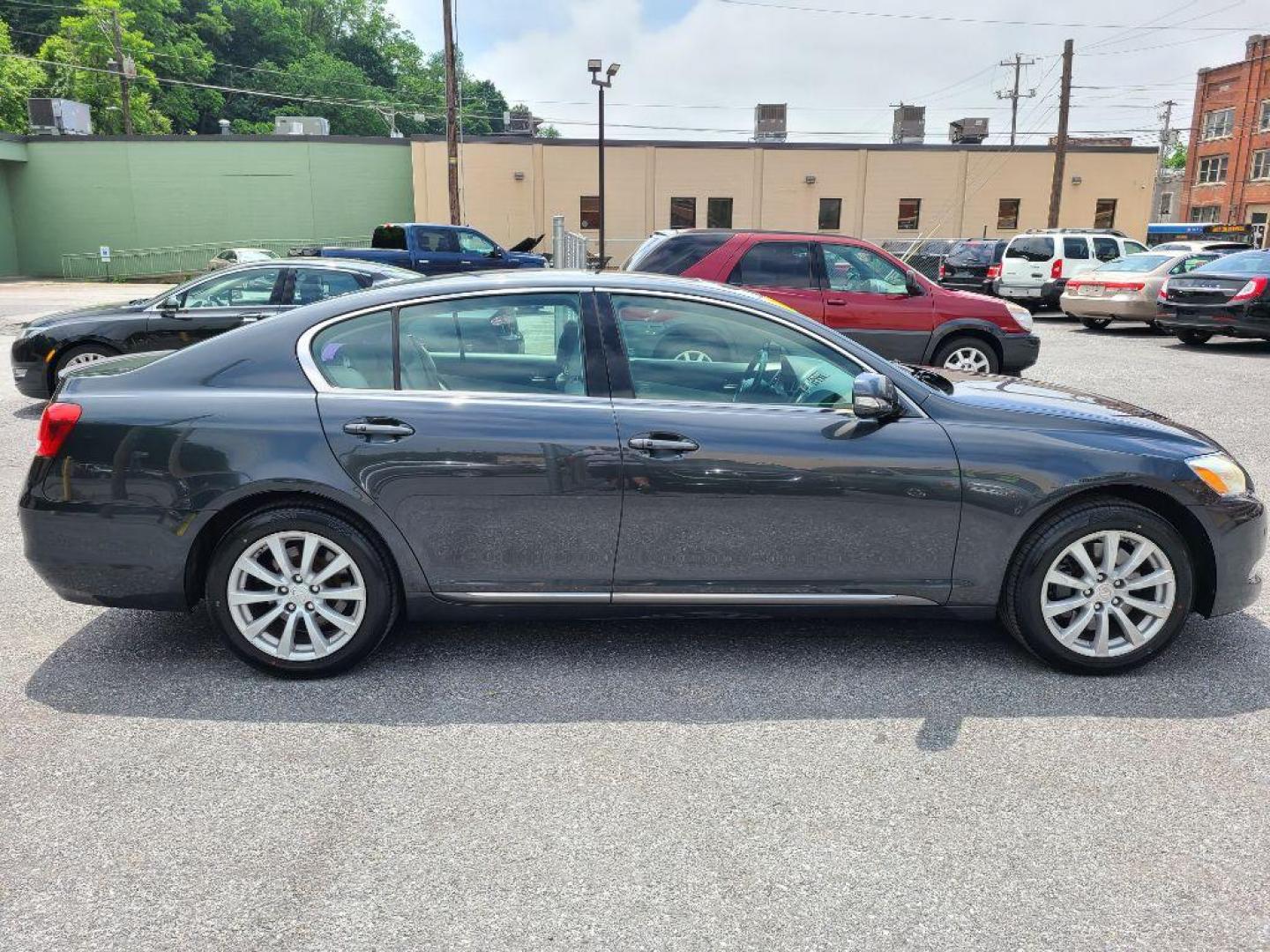 2008 GRAY LEXUS GS 350 (JTHCE96S880) with an 3.5L engine, Automatic transmission, located at 117 North Cameron Street, Harrisburg, PA, 17101, (717) 963-8962, 40.267021, -76.875351 - Photo#5