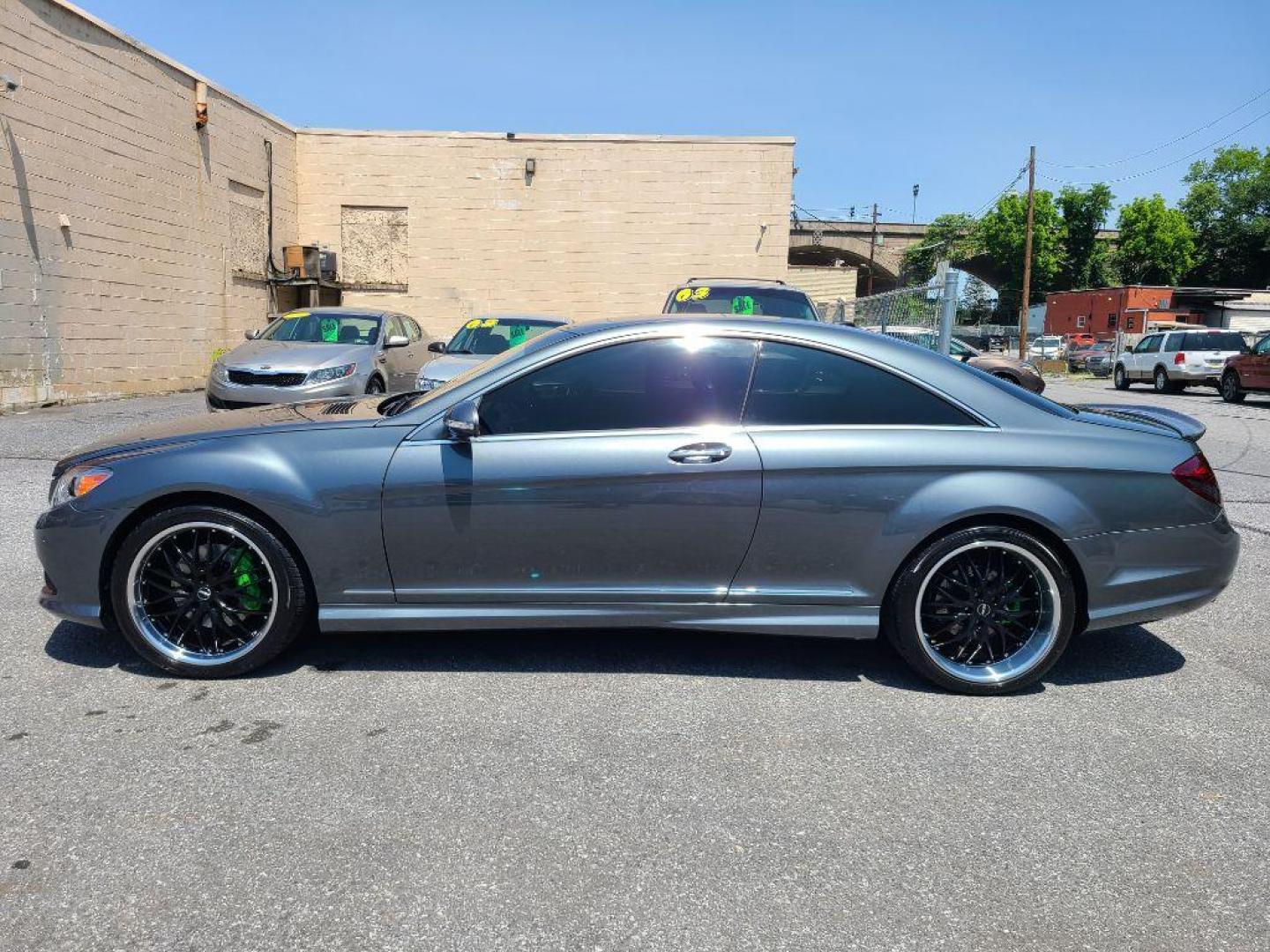 2008 GRAY MERCEDES-BENZ CL 550 (WDDEJ71X88A) with an 5.5L engine, Automatic transmission, located at 117 North Cameron Street, Harrisburg, PA, 17101, (717) 963-8962, 40.267021, -76.875351 - WE FINANCE!!! Good Credit/ Bad Credit/ No Credit - ALL Trade-Ins Welcomed!!! ***Guaranteed Credit Approval*** APPLY ONLINE or CALL us TODAY ;) Internet Prices and Marketplace Prices are SPECIAL discounted ***CASH DEALS*** Retail Prices are higher. Please call us to discuss your cash and finan - Photo#7