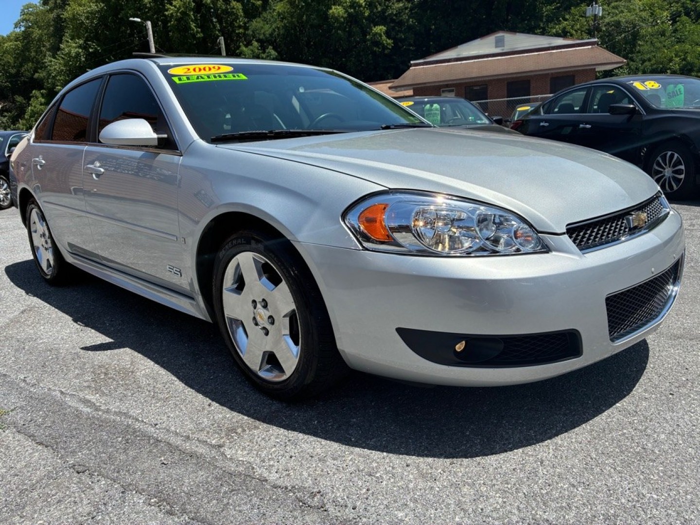 2009 SILVER CHEVROLET IMPALA SS (2G1WD57C091) with an 5.3L engine, Automatic transmission, located at 117 North Cameron Street, Harrisburg, PA, 17101, (717) 963-8962, 40.267021, -76.875351 - WE FINANCE!!! MOST vehicles are available for financing. Good Credit/ Challenged Credit/ No Credit - ALL Trade-Ins Welcomed!!! APPLY ONLINE or CALL us TODAY Please call us to discuss your cash and/or financing options. Thanks for checking our inventory! We're here to help.- Photo#6