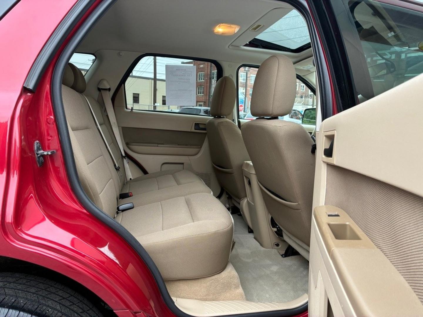 2009 RED FORD ESCAPE XLT (1FMCU93G79K) with an 3.0L engine, Automatic transmission, located at 117 North Cameron Street, Harrisburg, PA, 17101, (717) 963-8962, 40.267021, -76.875351- Photo#9
