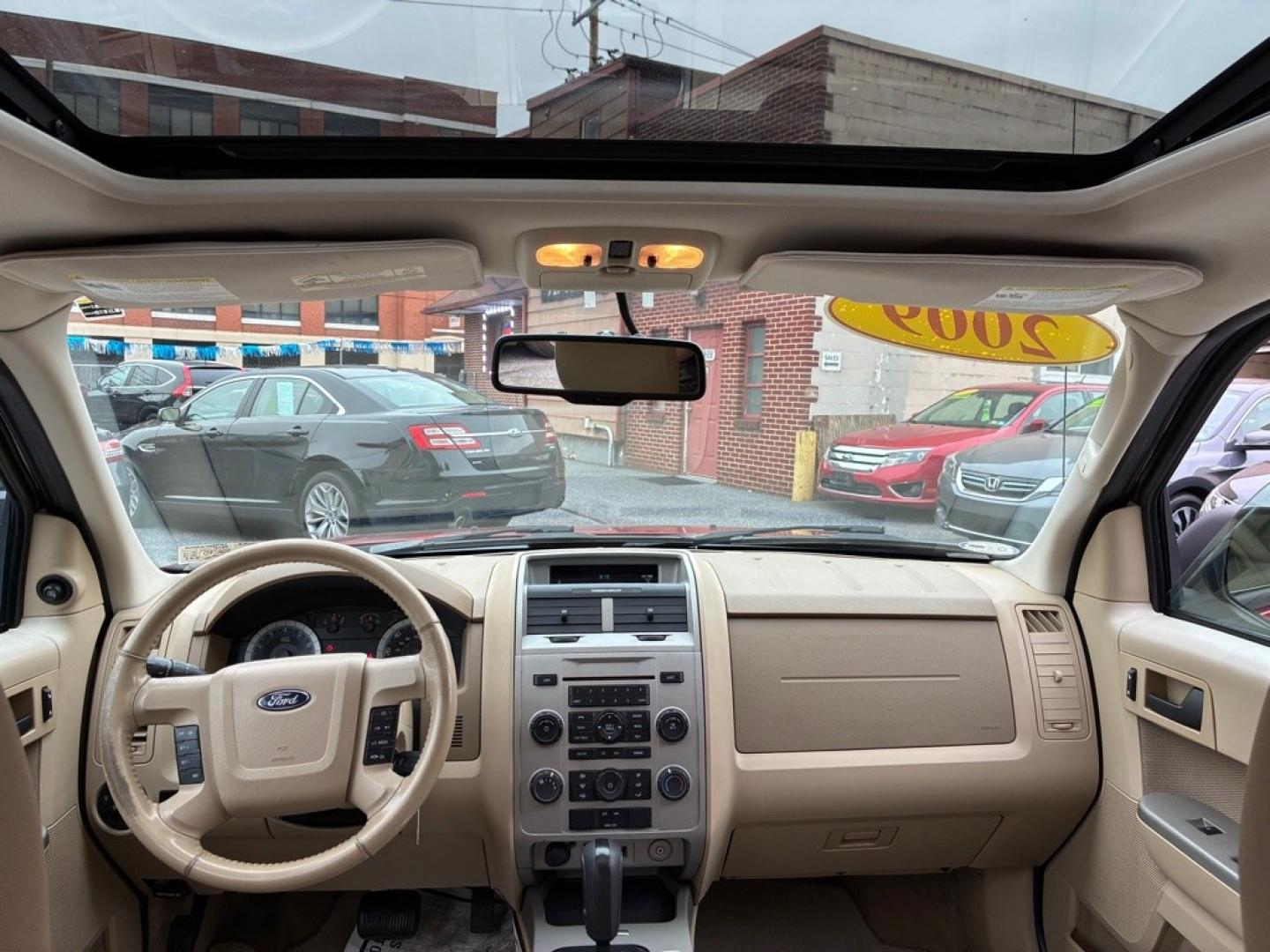 2009 RED FORD ESCAPE XLT (1FMCU93G79K) with an 3.0L engine, Automatic transmission, located at 117 North Cameron Street, Harrisburg, PA, 17101, (717) 963-8962, 40.267021, -76.875351- Photo#12