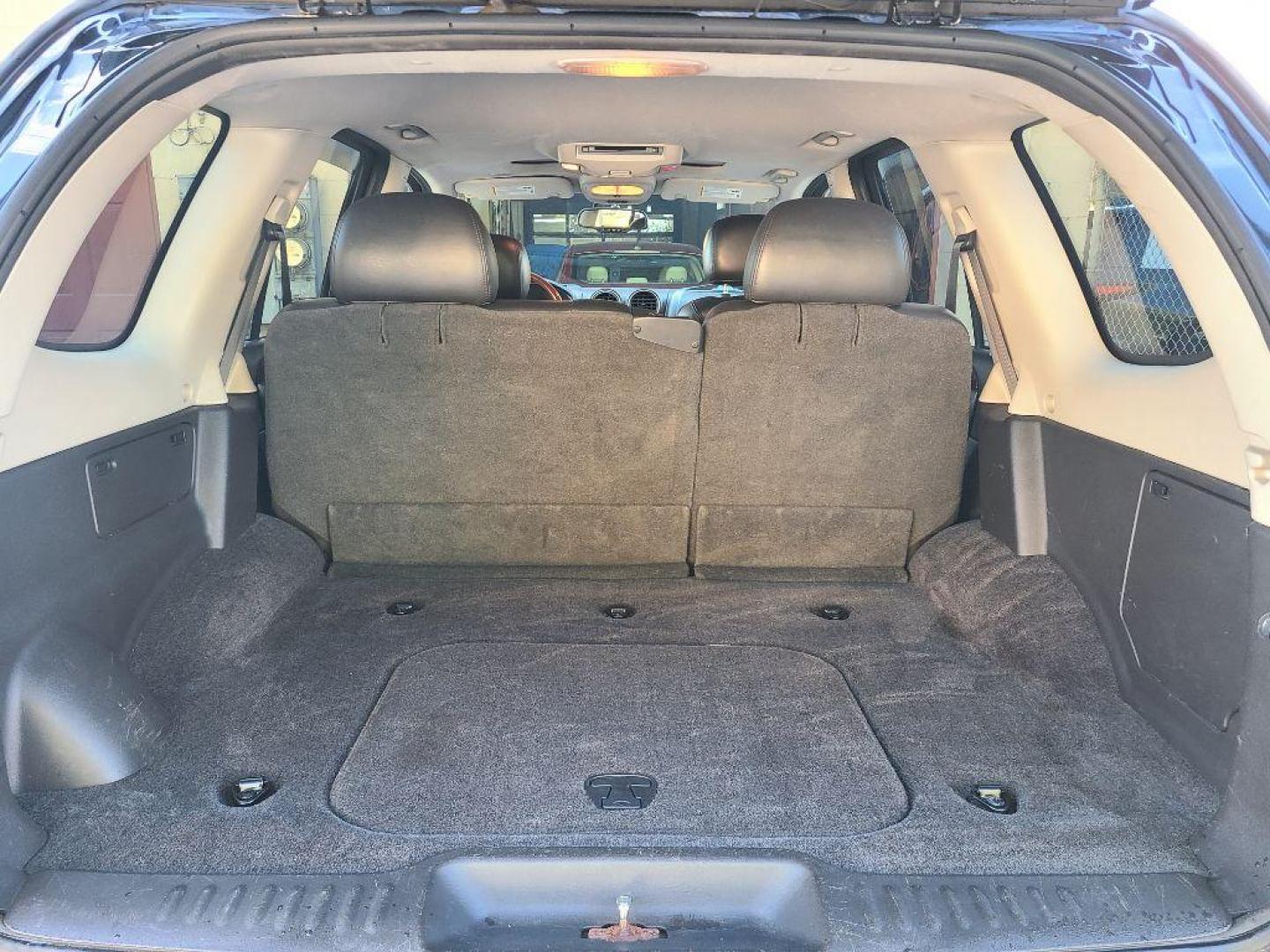 2009 BLACK GMC ENVOY DENALI (1GKET53M192) with an 5.3L engine, Automatic transmission, located at 117 North Cameron Street, Harrisburg, PA, 17101, (717) 963-8962, 40.267021, -76.875351 - WE FINANCE!!! Good Credit/ Bad Credit/ No Credit - ALL Trade-Ins Welcomed!!! ***Guaranteed Credit Approval*** APPLY ONLINE or CALL us TODAY ;) Please call us to discuss your cash and financing options. - Photo#13