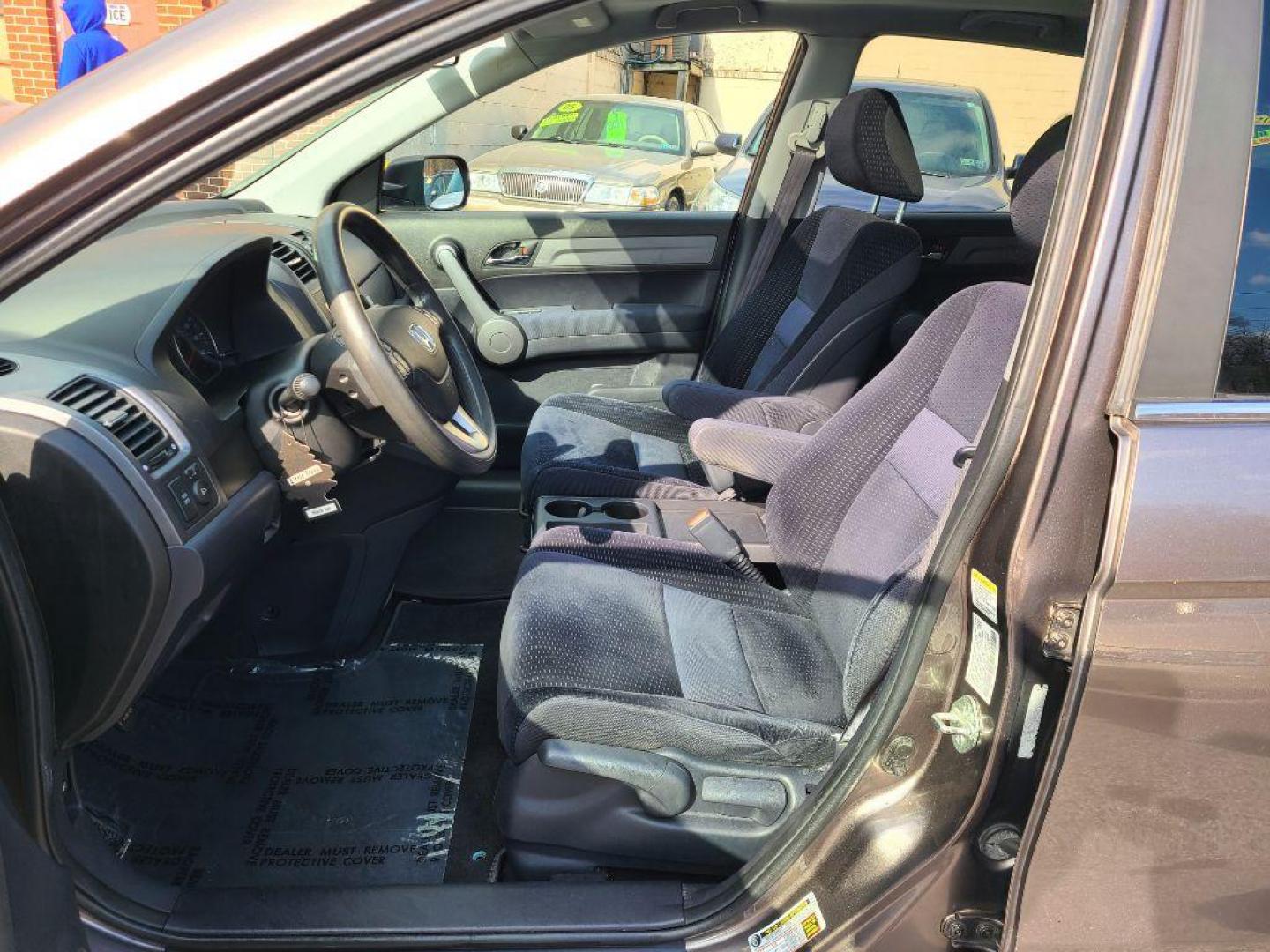 2009 GRAY HONDA CR-V EX (5J6RE48579L) with an 2.4L engine, Automatic transmission, located at 117 North Cameron Street, Harrisburg, PA, 17101, (717) 963-8962, 40.267021, -76.875351 - Photo#13