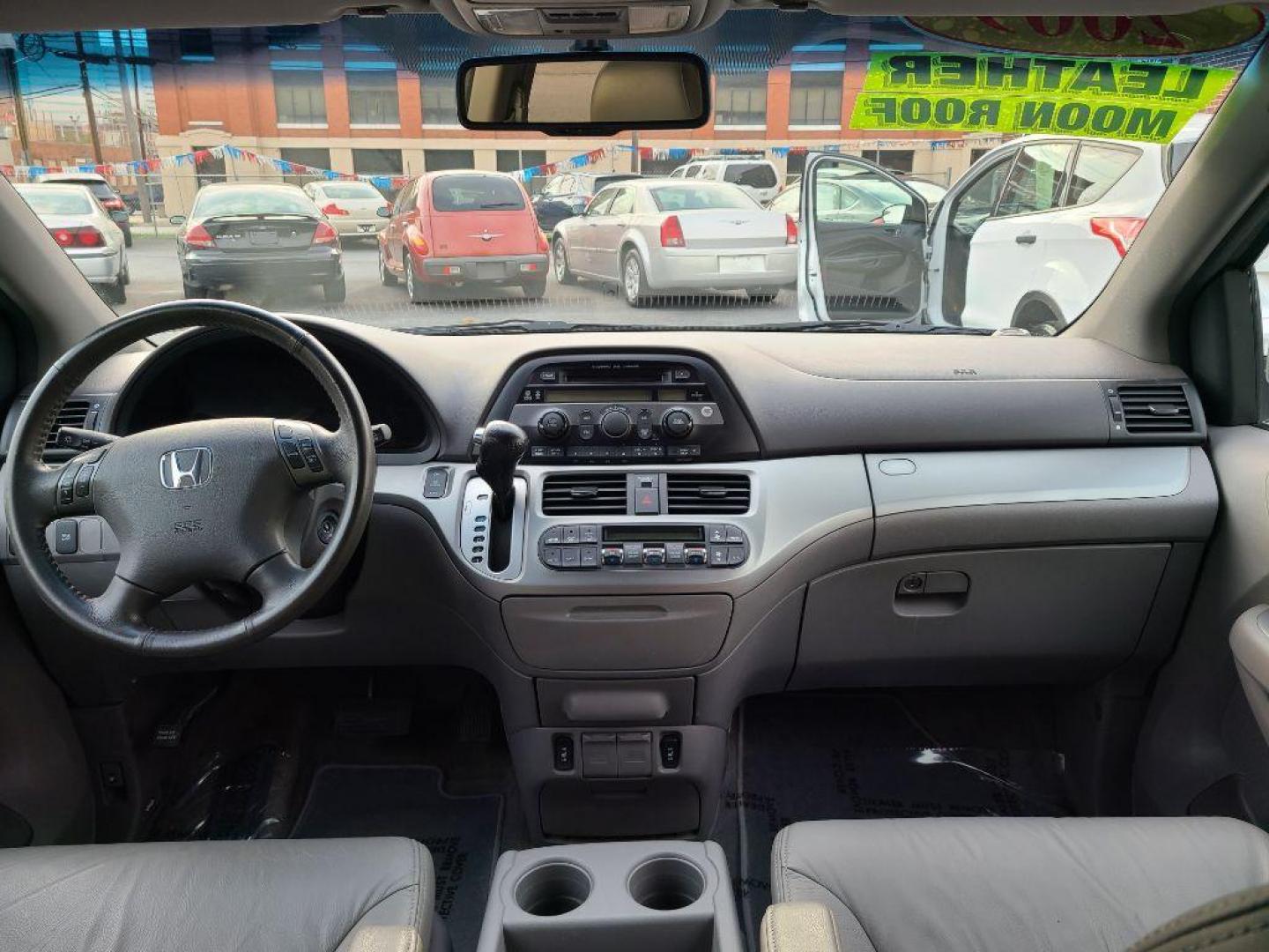 2009 GRAY HONDA ODYSSEY EXL (5FNRL38629B) with an 3.5L engine, Automatic transmission, located at 117 North Cameron Street, Harrisburg, PA, 17101, (717) 963-8962, 40.267021, -76.875351 - WE FINANCE!!! Good Credit/ Bad Credit/ No Credit - ALL Trade-Ins Welcomed!!! ***Guaranteed Credit Approval*** APPLY ONLINE or CALL us TODAY ;) Internet Prices and Marketplace Prices are SPECIAL discounted ***CASH DEALS*** Retail Prices are higher. Please call us to discuss your cash and finan - Photo#10