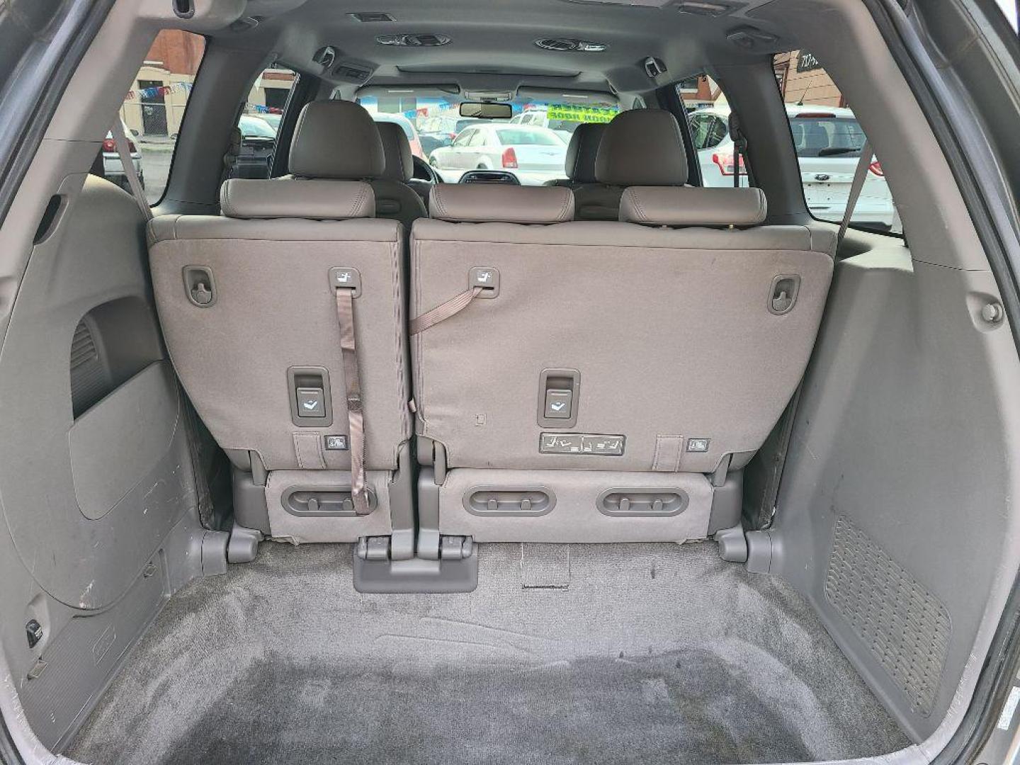 2009 GRAY HONDA ODYSSEY EXL (5FNRL38629B) with an 3.5L engine, Automatic transmission, located at 117 North Cameron Street, Harrisburg, PA, 17101, (717) 963-8962, 40.267021, -76.875351 - WE FINANCE!!! Good Credit/ Bad Credit/ No Credit - ALL Trade-Ins Welcomed!!! ***Guaranteed Credit Approval*** APPLY ONLINE or CALL us TODAY ;) Internet Prices and Marketplace Prices are SPECIAL discounted ***CASH DEALS*** Retail Prices are higher. Please call us to discuss your cash and finan - Photo#13