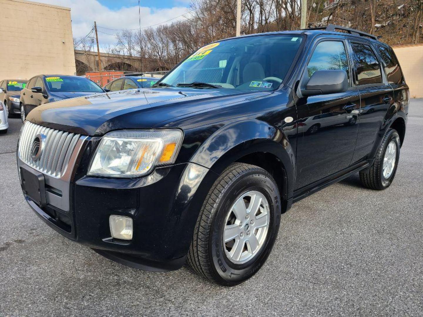 2009 BLACK MERCURY MARINER (4M2CU91729K) with an 2.5L engine, Automatic transmission, located at 117 North Cameron Street, Harrisburg, PA, 17101, (717) 963-8962, 40.267021, -76.875351 - WE FINANCE!!! Good Credit/ Bad Credit/ No Credit - ALL Trade-Ins Welcomed!!! ***Guaranteed Credit Approval*** APPLY ONLINE or CALL us TODAY ;) Internet Prices and Marketplace Prices are SPECIAL discounted ***CASH DEALS*** Retail Prices are higher. Please call us to discuss your cash and finan - Photo#0