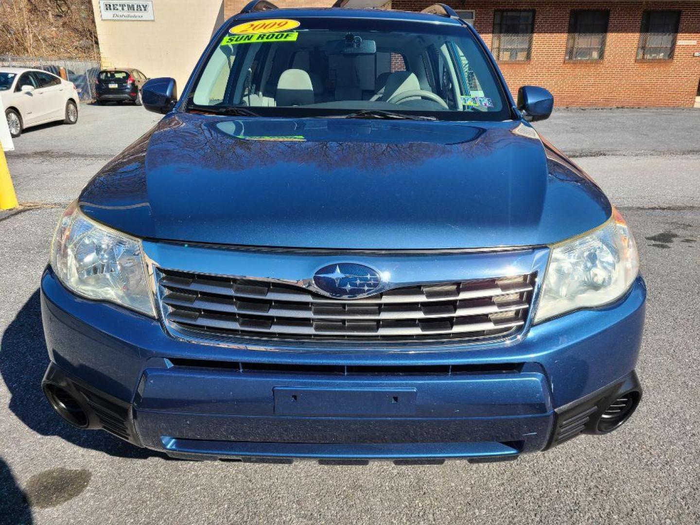 2009 BLUE SUBARU FORESTER 2.5X PREMIUM (JF2SH63659H) with an 2.5L engine, Automatic transmission, located at 117 North Cameron Street, Harrisburg, PA, 17101, (717) 963-8962, 40.267021, -76.875351 - WE FINANCE!!! Good Credit/ Bad Credit/ No Credit - ALL Trade-Ins Welcomed!!! ***Guaranteed Credit Approval*** APPLY ONLINE or CALL us TODAY ;) Internet Prices and Marketplace Prices are SPECIAL discounted ***CASH DEALS*** Retail Prices are higher. Please call us to discuss your cash and finan - Photo#9