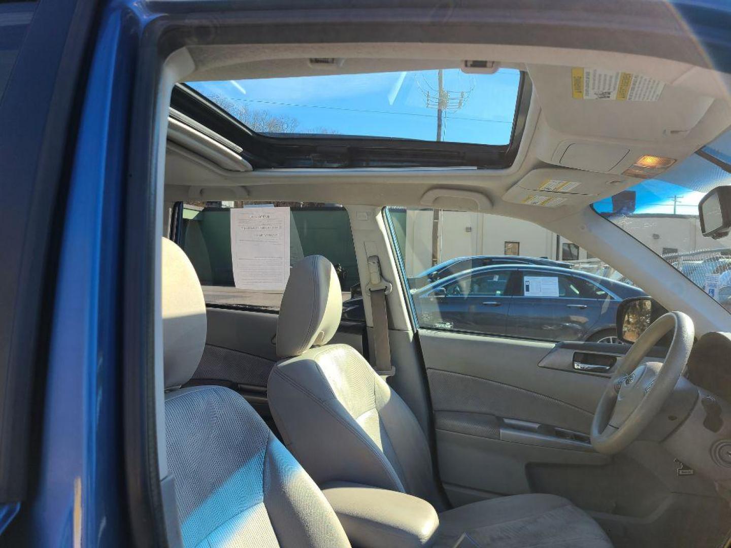 2009 BLUE SUBARU FORESTER 2.5X PREMIUM (JF2SH63659H) with an 2.5L engine, Automatic transmission, located at 117 North Cameron Street, Harrisburg, PA, 17101, (717) 963-8962, 40.267021, -76.875351 - WE FINANCE!!! Good Credit/ Bad Credit/ No Credit - ALL Trade-Ins Welcomed!!! ***Guaranteed Credit Approval*** APPLY ONLINE or CALL us TODAY ;) Internet Prices and Marketplace Prices are SPECIAL discounted ***CASH DEALS*** Retail Prices are higher. Please call us to discuss your cash and finan - Photo#6