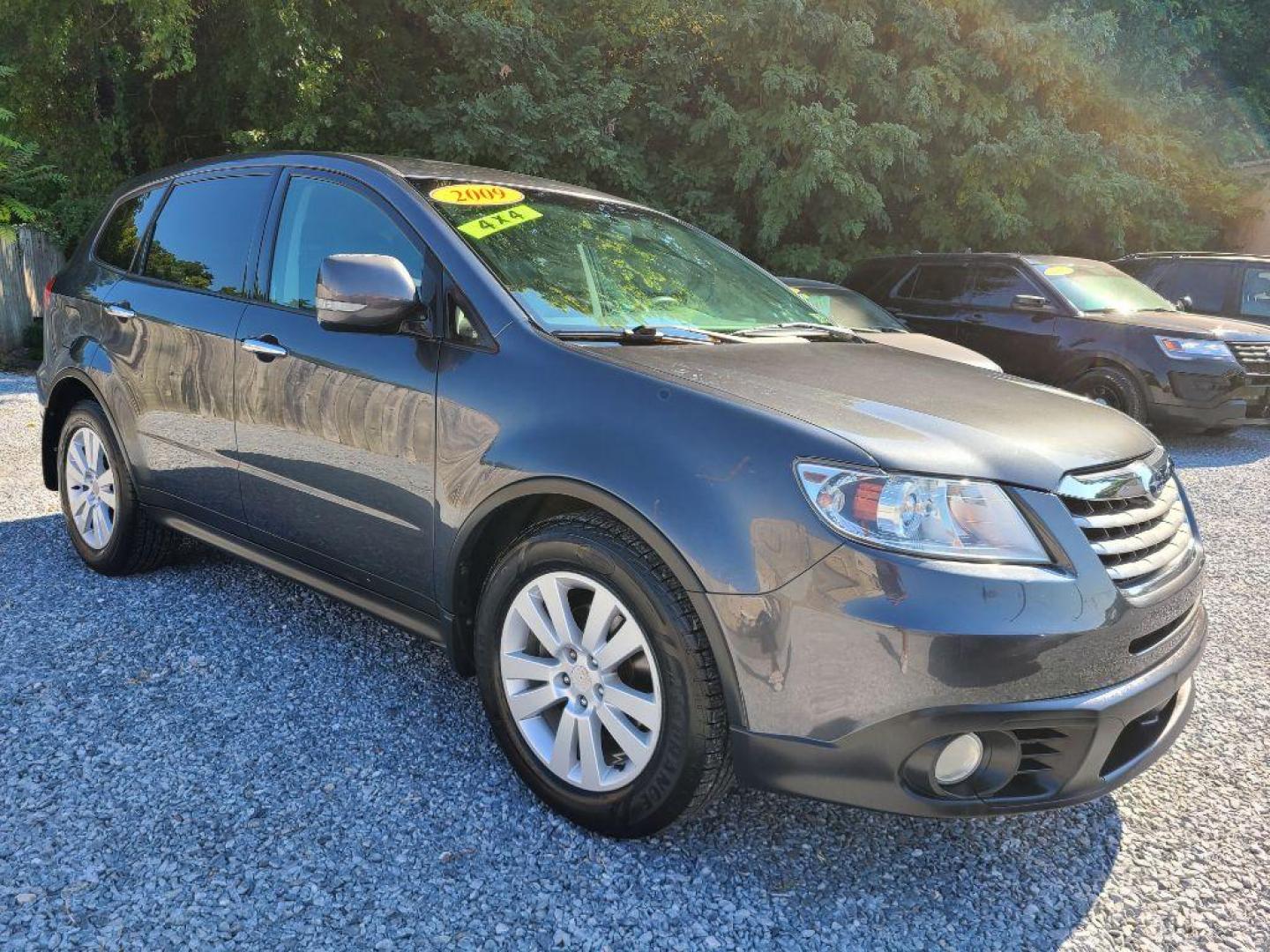 2009 GRAY SUBARU TRIBECA LIMITED (4S4WX92D994) with an 3.6L engine, Automatic transmission, located at 117 North Cameron Street, Harrisburg, PA, 17101, (717) 963-8962, 40.267021, -76.875351 - WE FINANCE!!! Good Credit/ Bad Credit/ No Credit - ALL Trade-Ins Welcomed!!! ***Guaranteed Credit Approval*** APPLY ONLINE or CALL us TODAY ;) Internet Prices and Marketplace Prices are SPECIAL discounted ***CASH DEALS*** Retail Prices are higher. Please call us to discuss your cash and finan - Photo#6