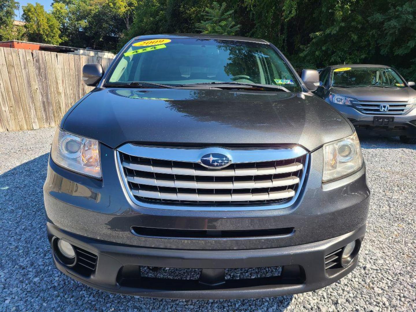 2009 GRAY SUBARU TRIBECA LIMITED (4S4WX92D994) with an 3.6L engine, Automatic transmission, located at 117 North Cameron Street, Harrisburg, PA, 17101, (717) 963-8962, 40.267021, -76.875351 - WE FINANCE!!! Good Credit/ Bad Credit/ No Credit - ALL Trade-Ins Welcomed!!! ***Guaranteed Credit Approval*** APPLY ONLINE or CALL us TODAY ;) Internet Prices and Marketplace Prices are SPECIAL discounted ***CASH DEALS*** Retail Prices are higher. Please call us to discuss your cash and finan - Photo#7