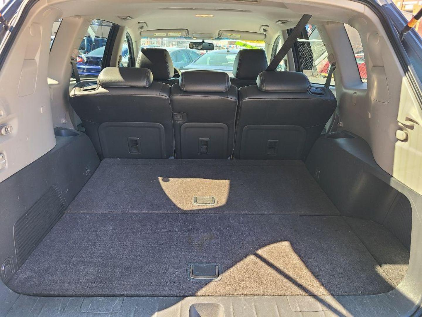 2009 GRAY SUBARU TRIBECA LIMITED (4S4WX92D994) with an 3.6L engine, Automatic transmission, located at 117 North Cameron Street, Harrisburg, PA, 17101, (717) 963-8962, 40.267021, -76.875351 - WE FINANCE!!! Good Credit/ Bad Credit/ No Credit - ALL Trade-Ins Welcomed!!! ***Guaranteed Credit Approval*** APPLY ONLINE or CALL us TODAY ;) Internet Prices and Marketplace Prices are SPECIAL discounted ***CASH DEALS*** Retail Prices are higher. Please call us to discuss your cash and finan - Photo#11