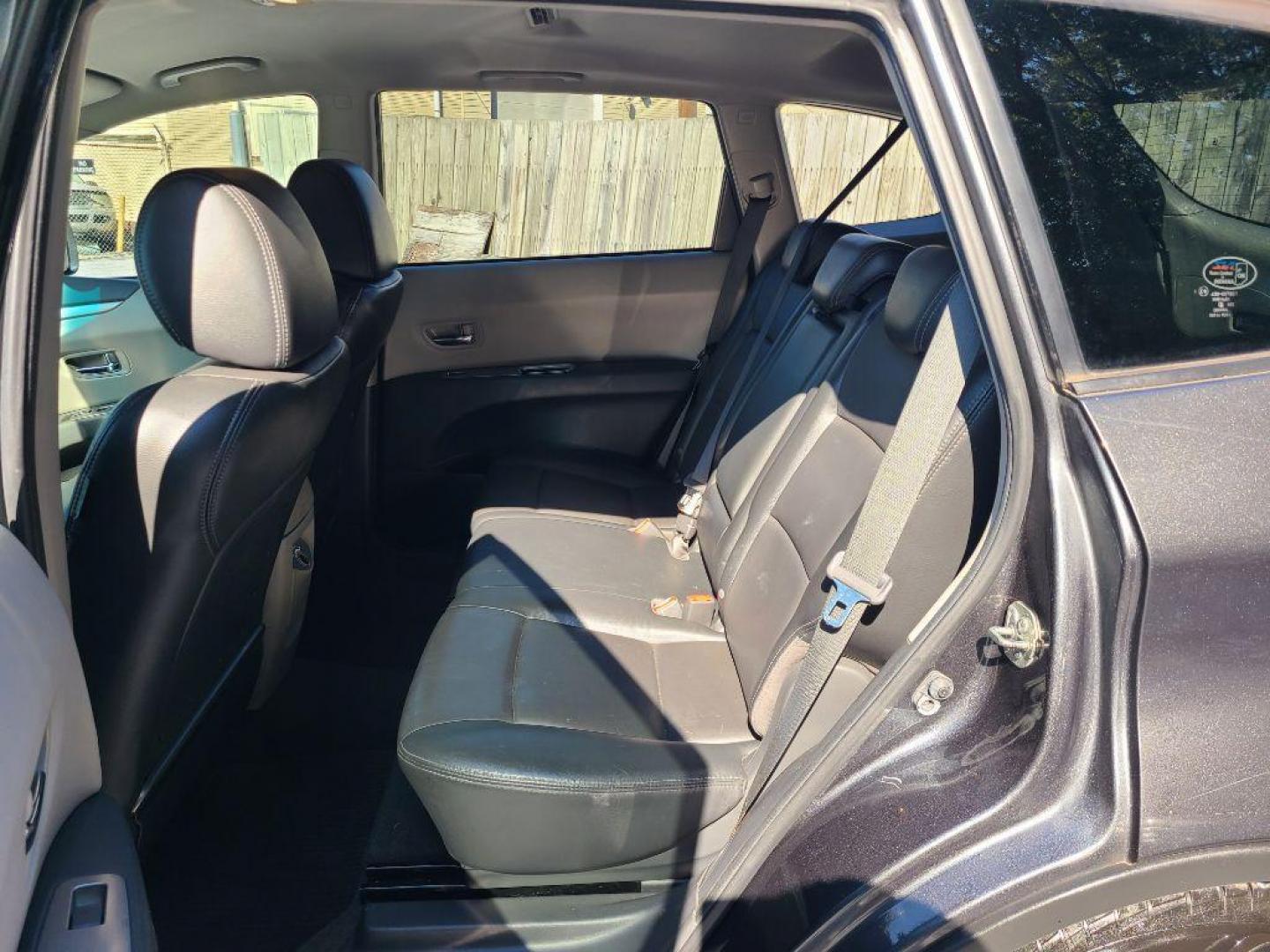 2009 GRAY SUBARU TRIBECA LIMITED (4S4WX92D994) with an 3.6L engine, Automatic transmission, located at 117 North Cameron Street, Harrisburg, PA, 17101, (717) 963-8962, 40.267021, -76.875351 - WE FINANCE!!! Good Credit/ Bad Credit/ No Credit - ALL Trade-Ins Welcomed!!! ***Guaranteed Credit Approval*** APPLY ONLINE or CALL us TODAY ;) Internet Prices and Marketplace Prices are SPECIAL discounted ***CASH DEALS*** Retail Prices are higher. Please call us to discuss your cash and finan - Photo#13