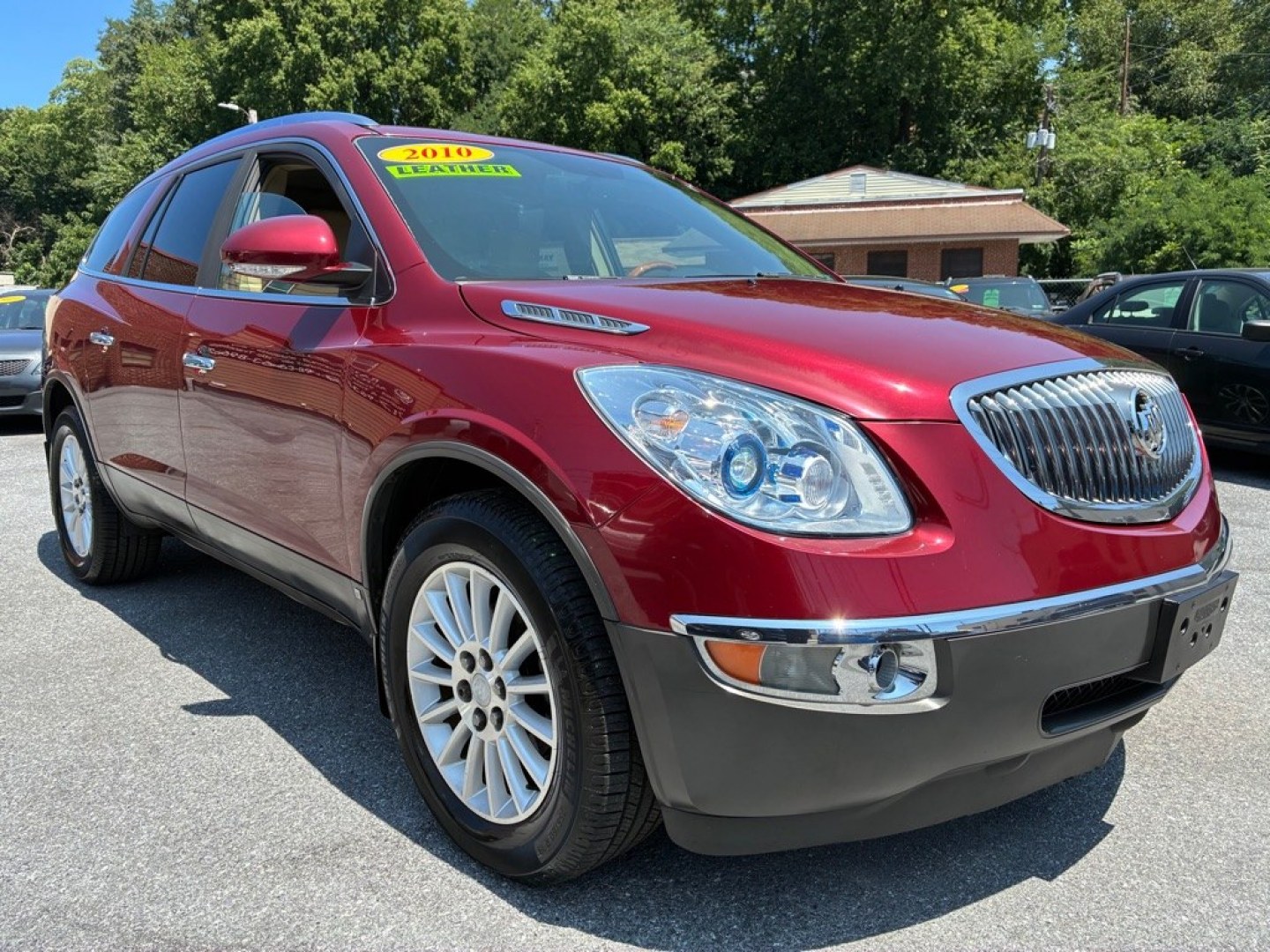 2010 RED BUICK ENCLAVE CXL (5GALVBED2AJ) with an 3.6L engine, Automatic transmission, located at 117 North Cameron Street, Harrisburg, PA, 17101, (717) 963-8962, 40.267021, -76.875351 - WE FINANCE!!! MOST vehicles are available for financing. Good Credit/ Challenged Credit/ No Credit - ALL Trade-Ins Welcomed!!! APPLY ONLINE or CALL us TODAY Please call us to discuss your cash and/or financing options. Thanks for checking our inventory! We're here to help.- Photo#6