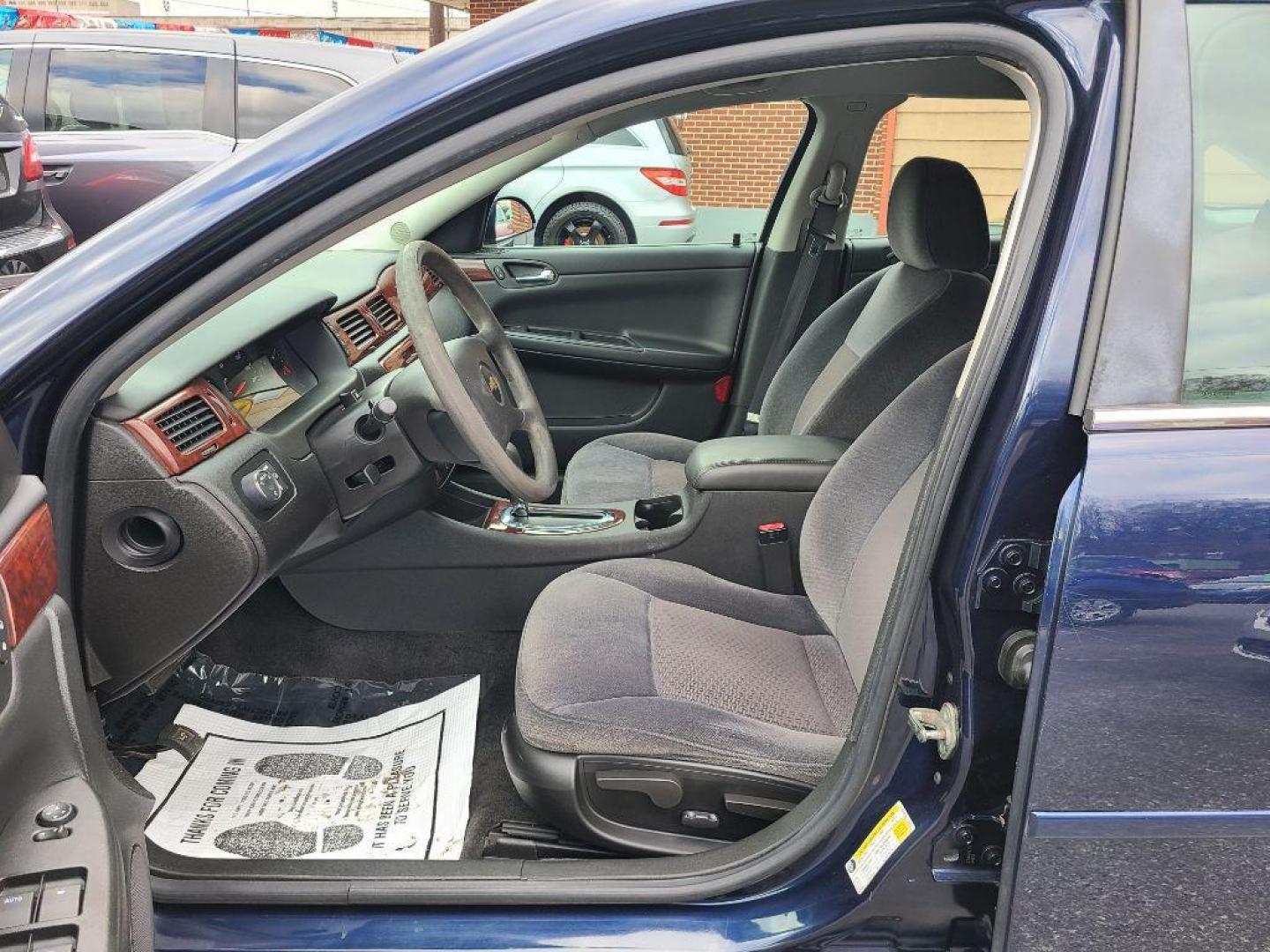 2010 BLUE CHEVROLET IMPALA LS (2G1WA5EN0A1) with an 3.5L engine, Automatic transmission, located at 117 North Cameron Street, Harrisburg, PA, 17101, (717) 963-8962, 40.267021, -76.875351 - WE FINANCE!!! Good Credit/ Bad Credit/ No Credit - ALL Trade-Ins Welcomed!!! ***Guaranteed Credit Approval*** APPLY ONLINE or CALL us TODAY ;) Internet Prices and Marketplace Prices are SPECIAL discounted ***CASH DEALS*** Retail Prices are higher. Please call us to discuss your cash and finan - Photo#12