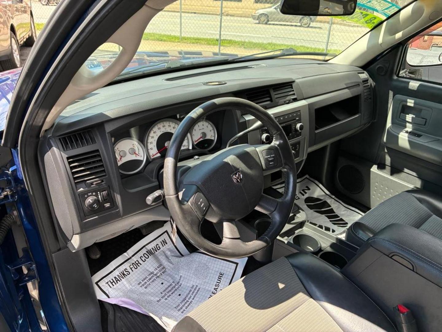 2010 BLUE DODGE DAKOTA TRX (1D7CW7GP2AS) with an 4.7L engine, Automatic transmission, located at 117 North Cameron Street, Harrisburg, PA, 17101, (717) 963-8962, 40.267021, -76.875351 - Photo#14