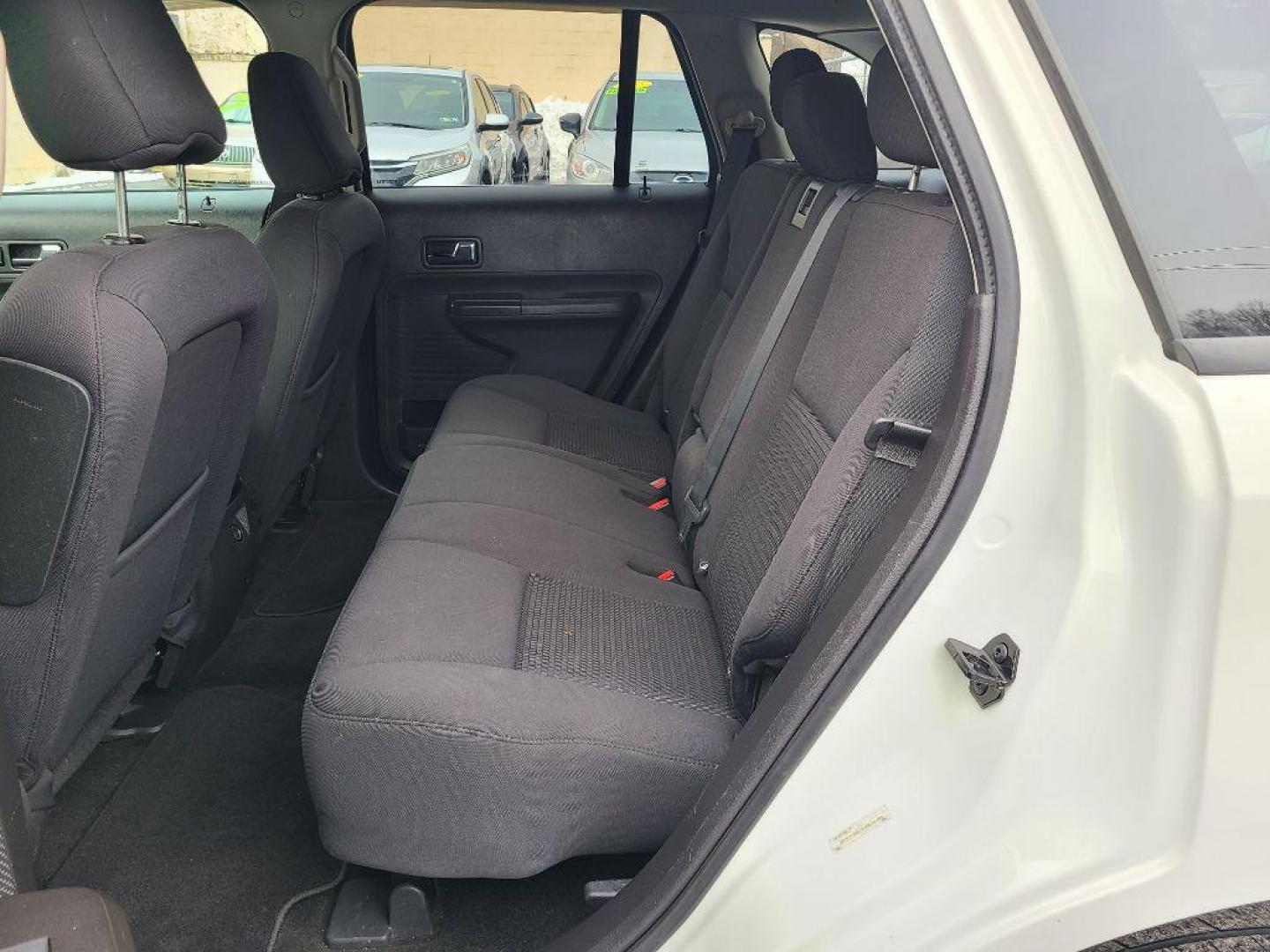 2010 WHITE FORD EDGE SE (2FMDK3GC5AB) with an 3.5L engine, Automatic transmission, located at 117 North Cameron Street, Harrisburg, PA, 17101, (717) 963-8962, 40.267021, -76.875351 - WE FINANCE!!! Good Credit/ Bad Credit/ No Credit - ALL Trade-Ins Welcomed!!! ***Guaranteed Credit Approval*** APPLY ONLINE or CALL us TODAY ;) Internet Prices and Marketplace Prices are SPECIAL discounted ***CASH DEALS*** Retail Prices are higher. Please call us to discuss your cash and finan - Photo#12