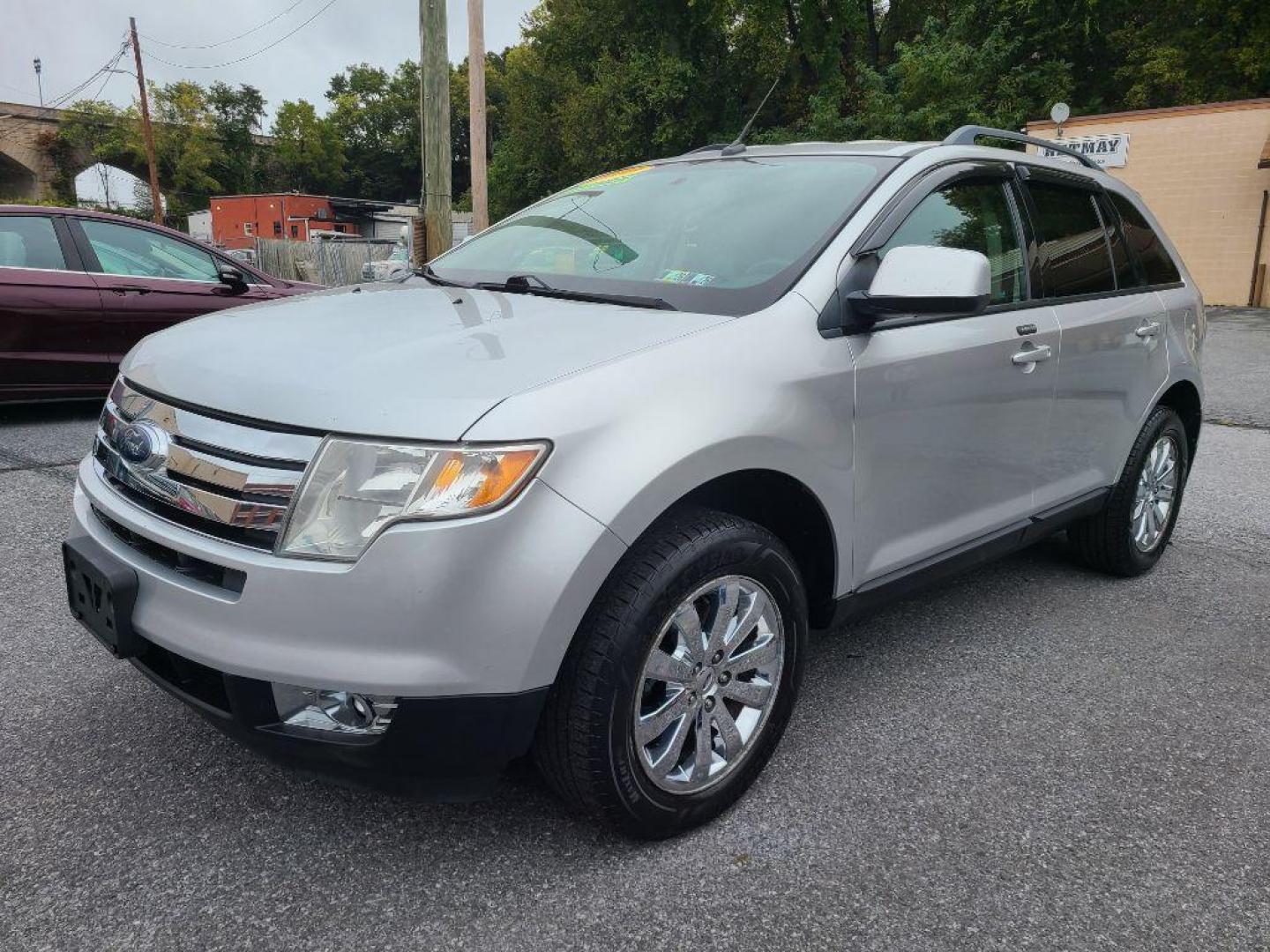 2010 SILVER FORD EDGE SEL (2FMDK4JC2AB) with an 3.5L engine, Automatic transmission, located at 117 North Cameron Street, Harrisburg, PA, 17101, (717) 963-8962, 40.267021, -76.875351 - WE FINANCE!!! Good Credit/ Bad Credit/ No Credit - ALL Trade-Ins Welcomed!!! ***Guaranteed Credit Approval*** APPLY ONLINE or CALL us TODAY ;) Please call us to discuss your cash and financing options. - Photo#0