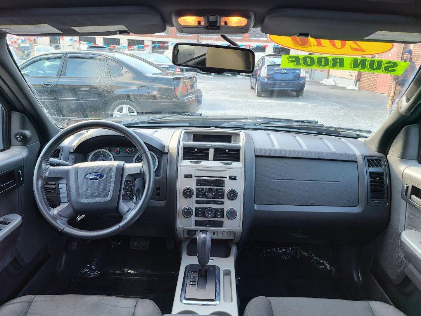 2010 BLACK FORD ESCAPE XLT (1FMCU9D75AK) with an 2.5L engine, Automatic transmission, located at 117 North Cameron Street, Harrisburg, PA, 17101, (717) 963-8962, 40.267021, -76.875351 - WE FINANCE!!! Good Credit/ Bad Credit/ No Credit - ALL Trade-Ins Welcomed!!! ***Guaranteed Credit Approval*** APPLY ONLINE or CALL us TODAY ;) Internet Prices and Marketplace Prices are SPECIAL discounted ***CASH DEALS*** Retail Prices are higher. Please call us to discuss your cash and finan - Photo#10